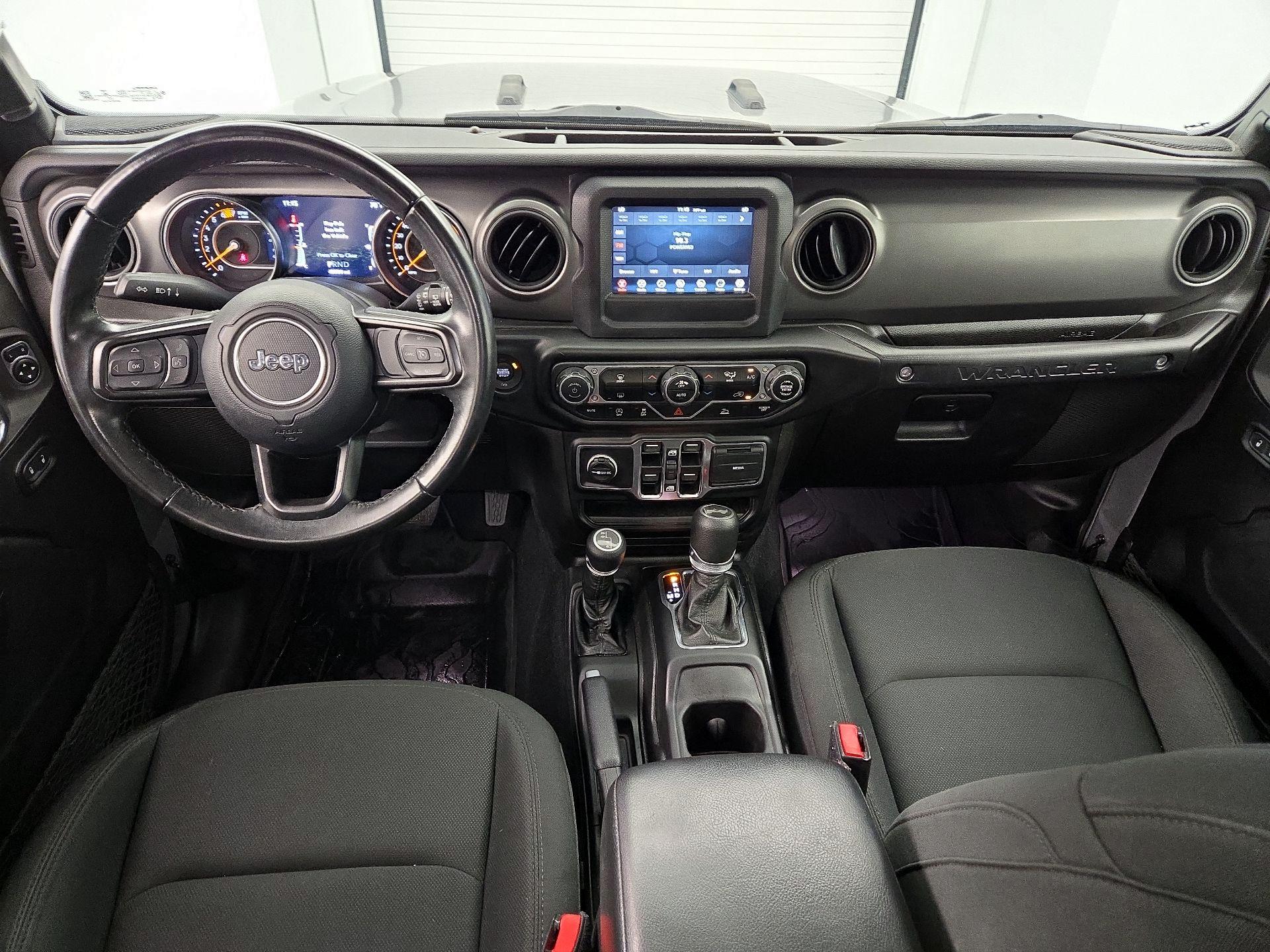Thumbnail: 2021 Jeep Wrangler - 9