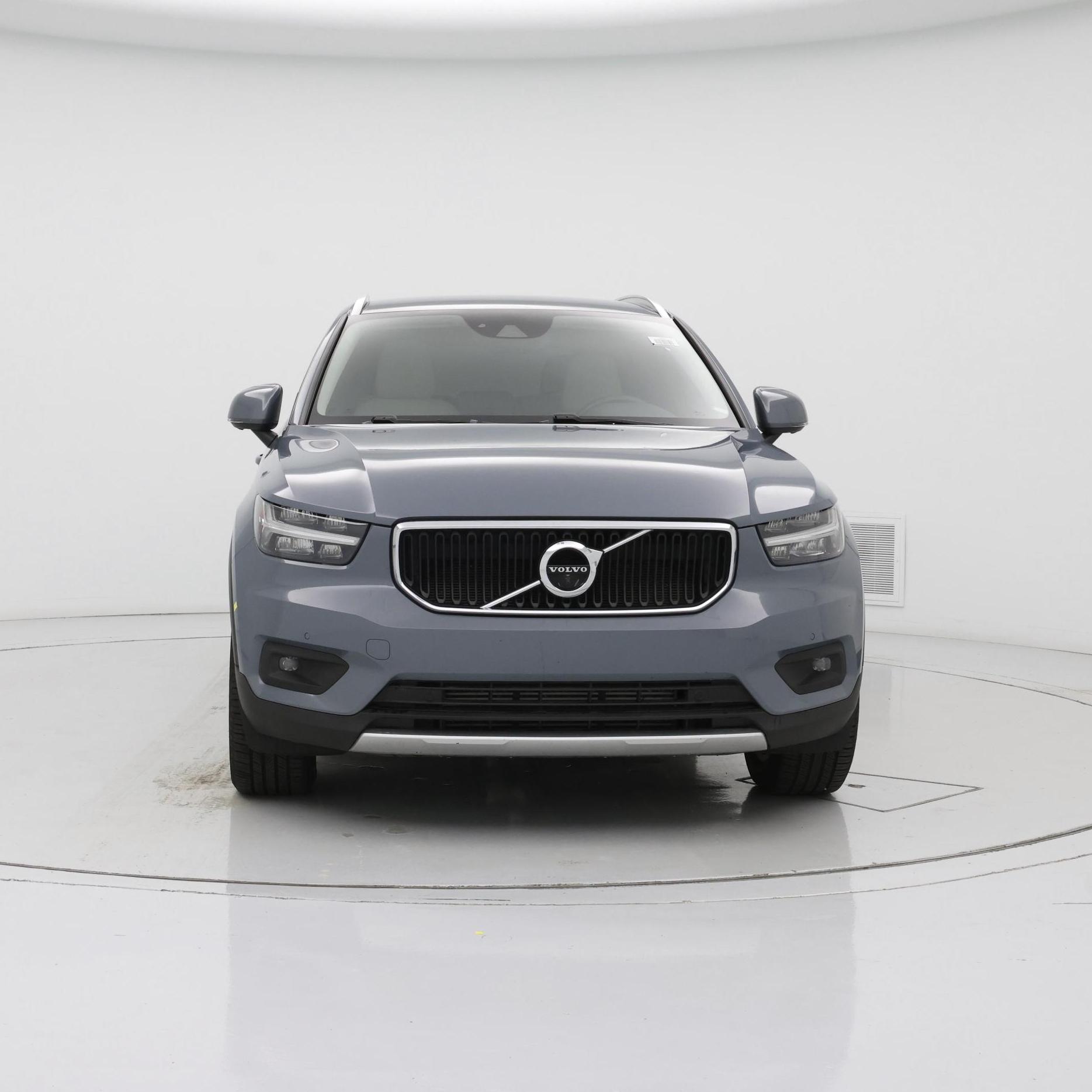 Thumbnail: 2022 Volvo XC40 - 5