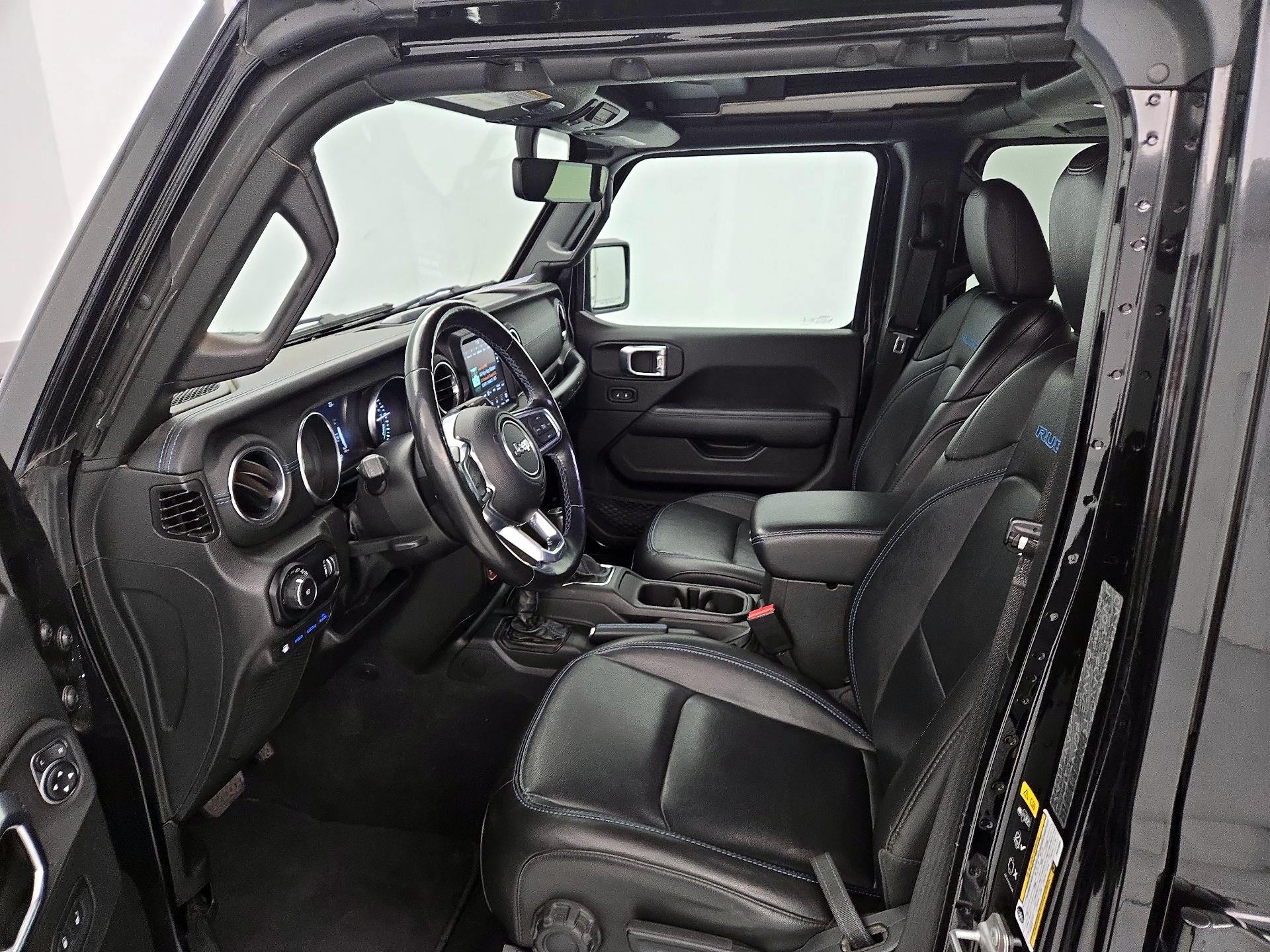 Thumbnail: 2023 Jeep Wrangler - 11