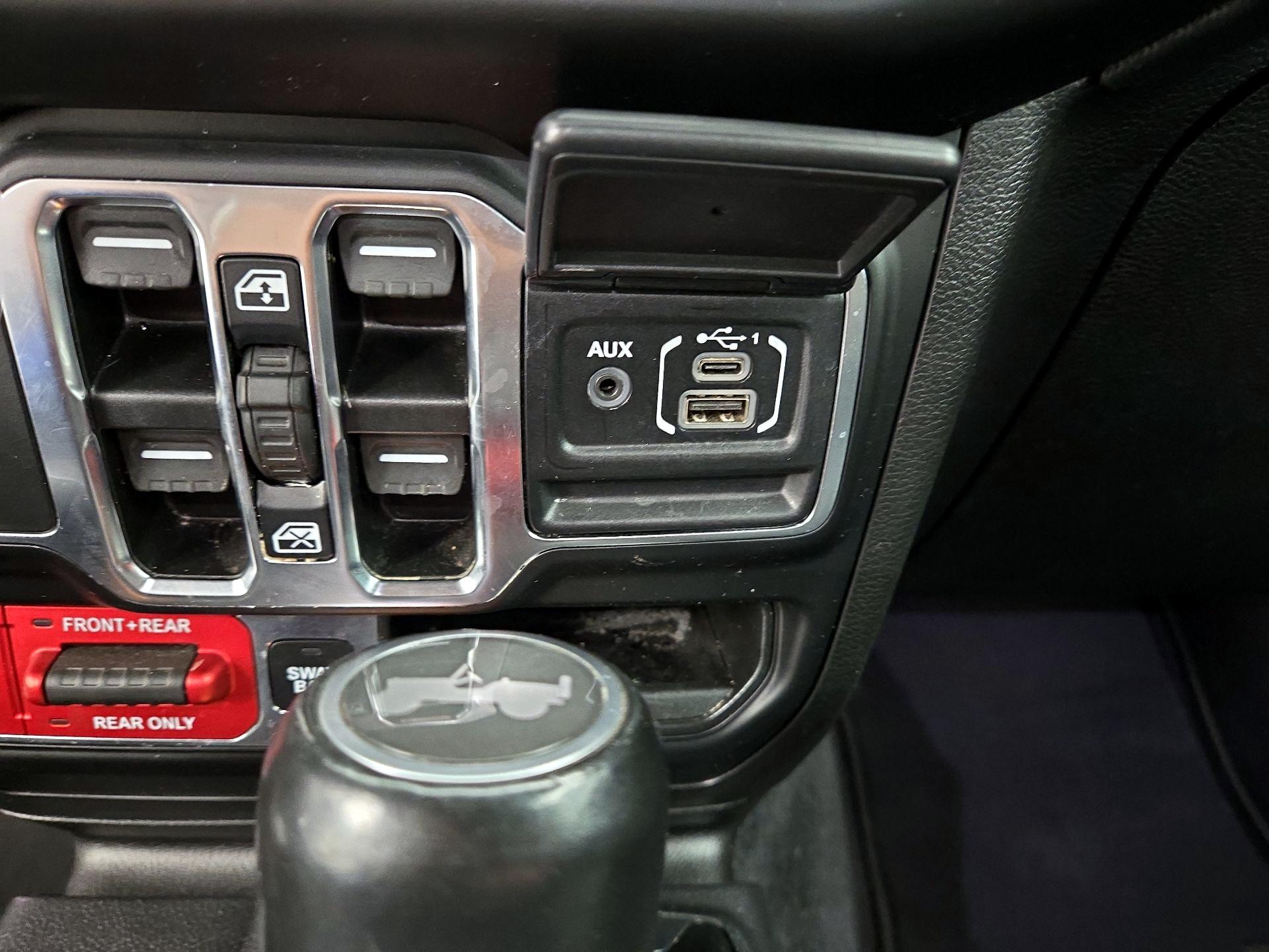 Thumbnail: 2023 Jeep Wrangler - 19