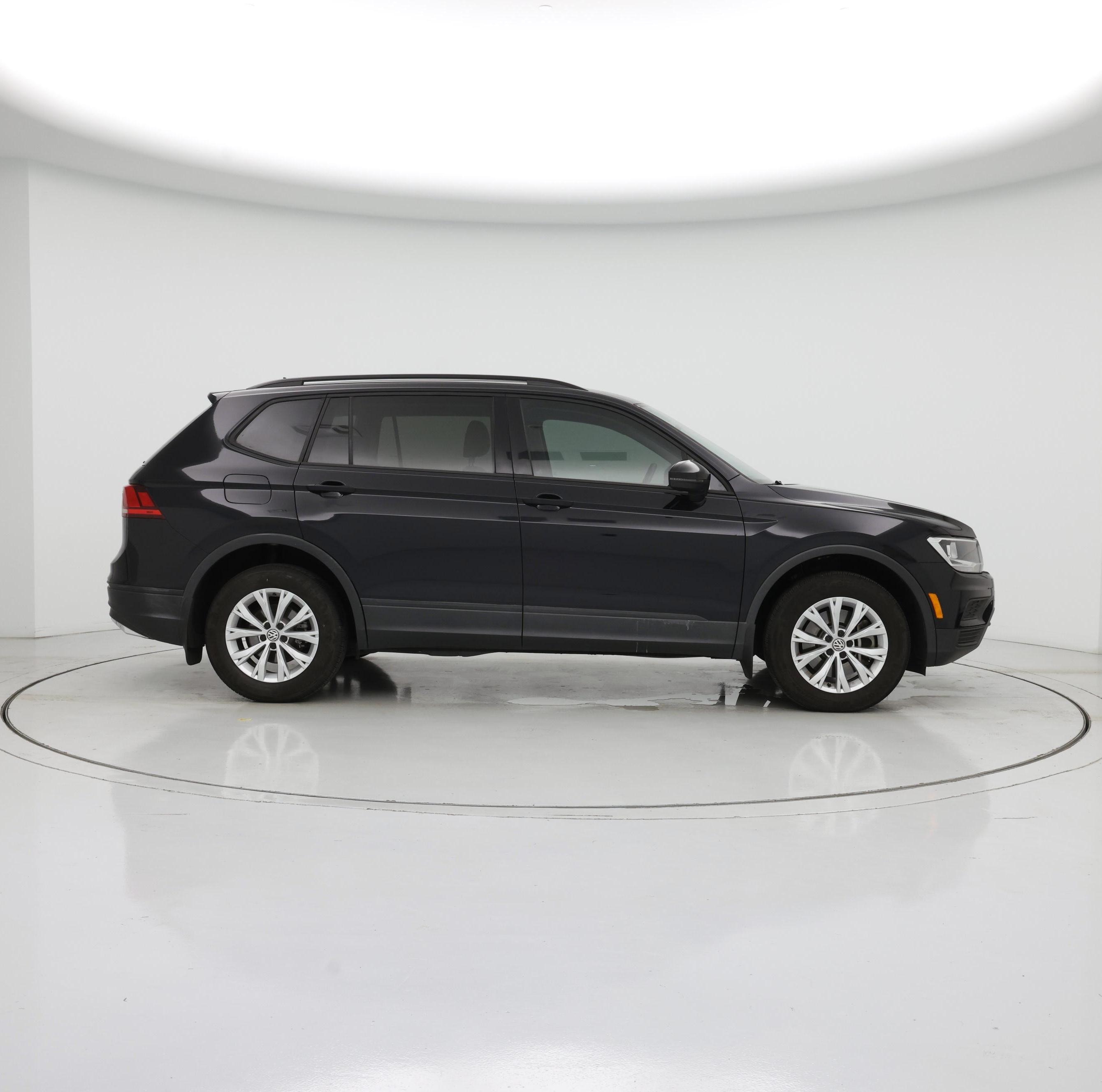 Thumbnail: 2020 Volkswagen Tiguan - 7