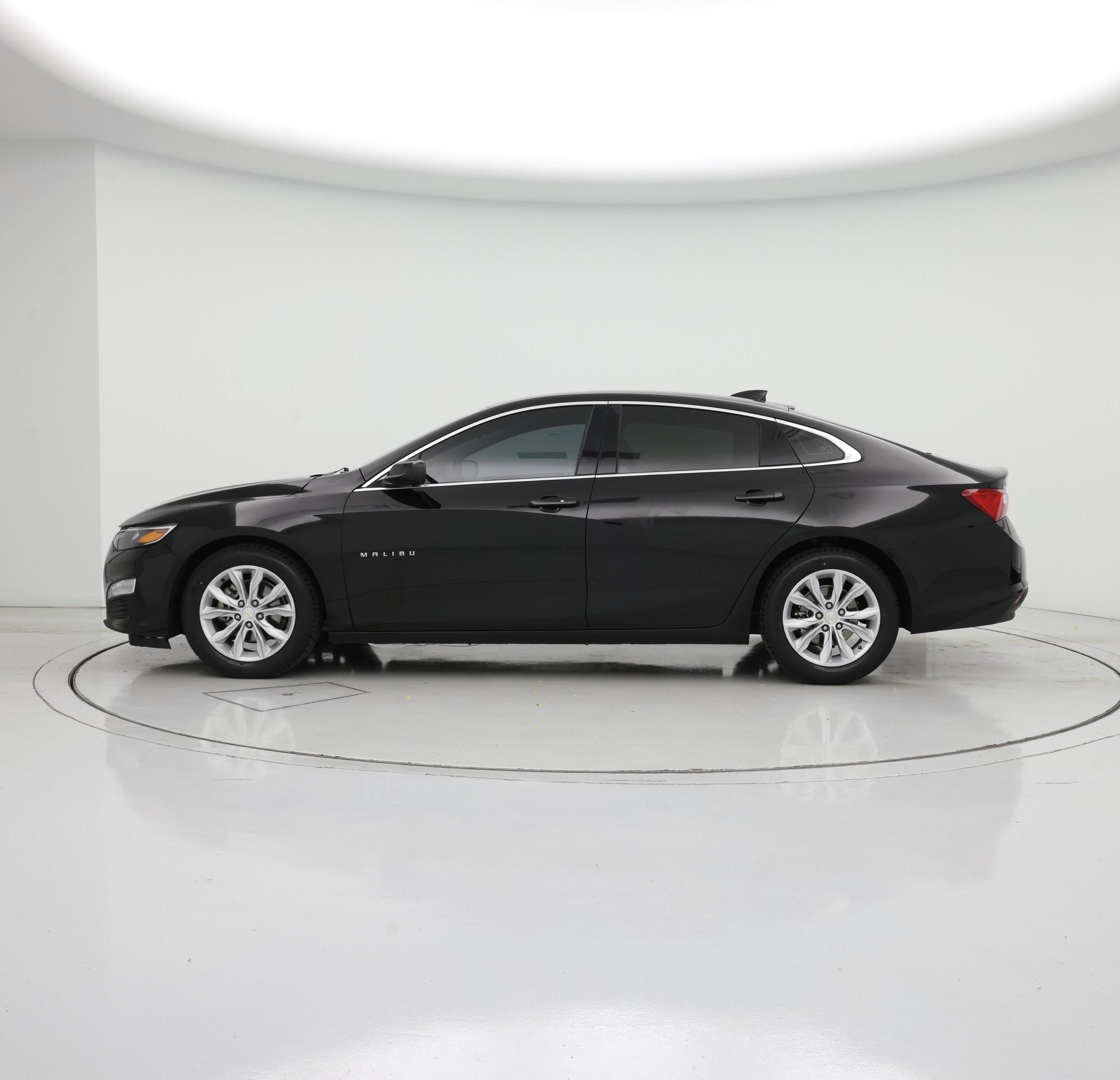 Thumbnail: 2023 Chevrolet Malibu - 3