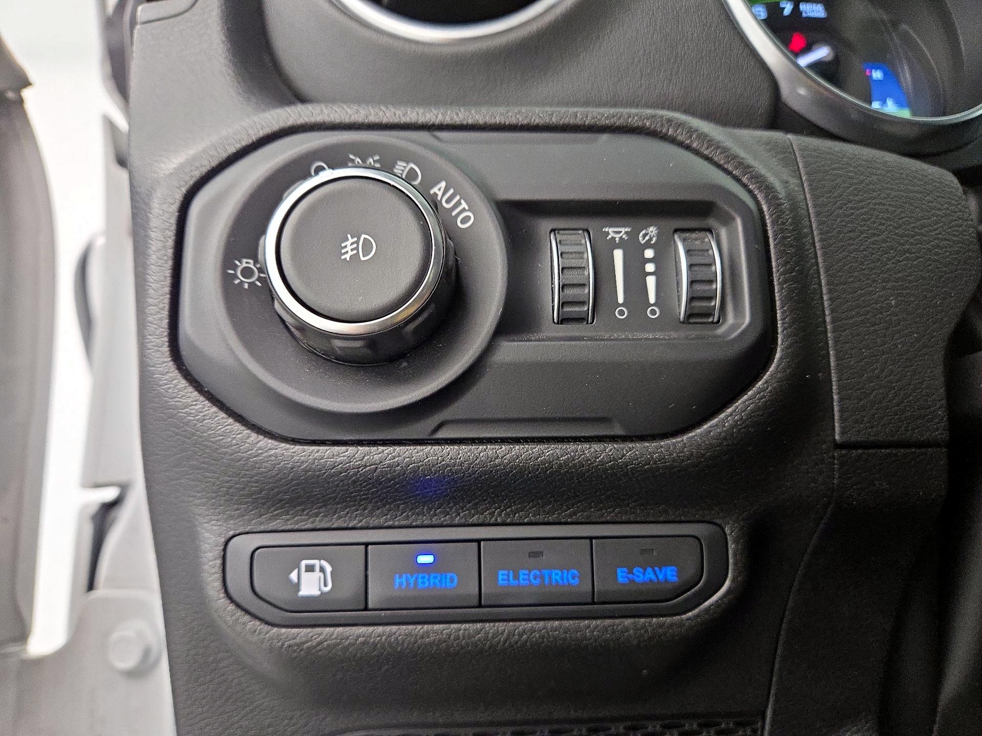 Thumbnail: 2022 Jeep Wrangler - 13