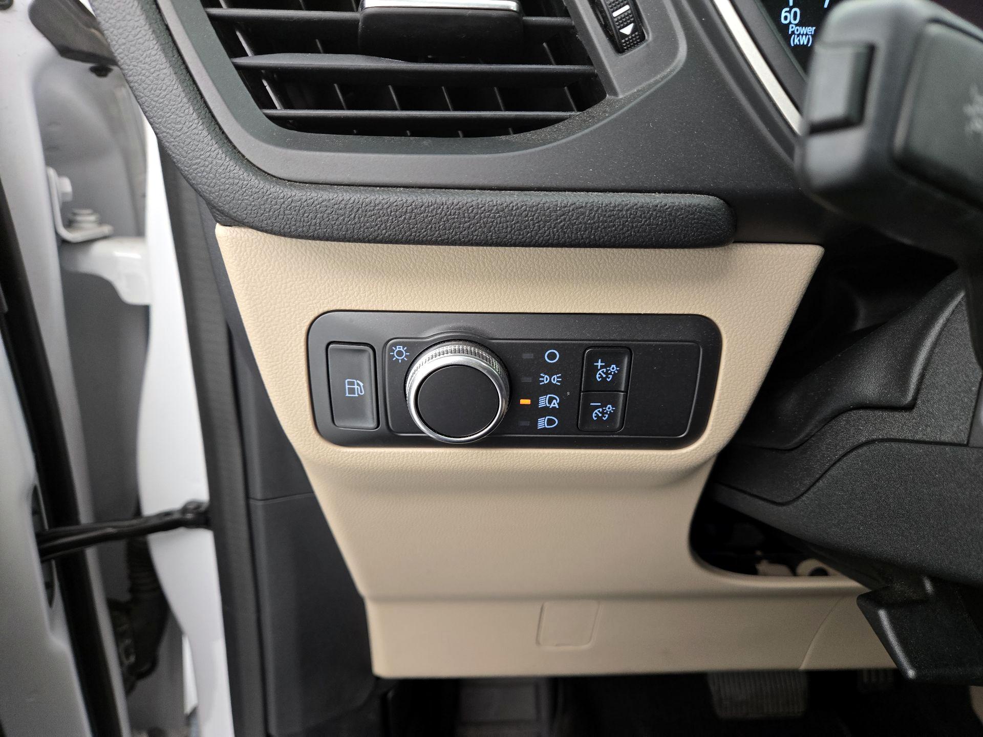 Thumbnail: 2021 Ford Escape - 13