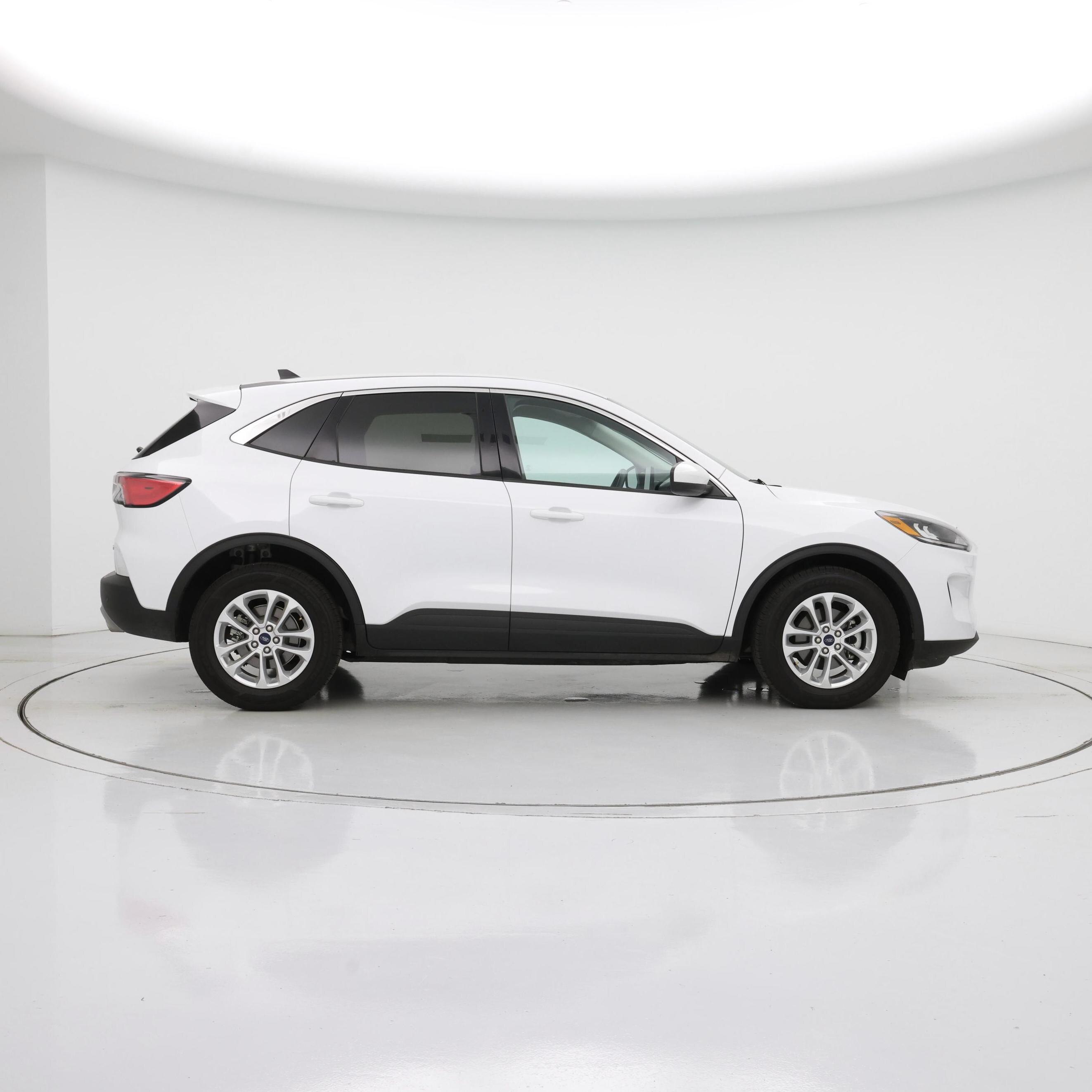 Thumbnail: 2021 Ford Escape - 7