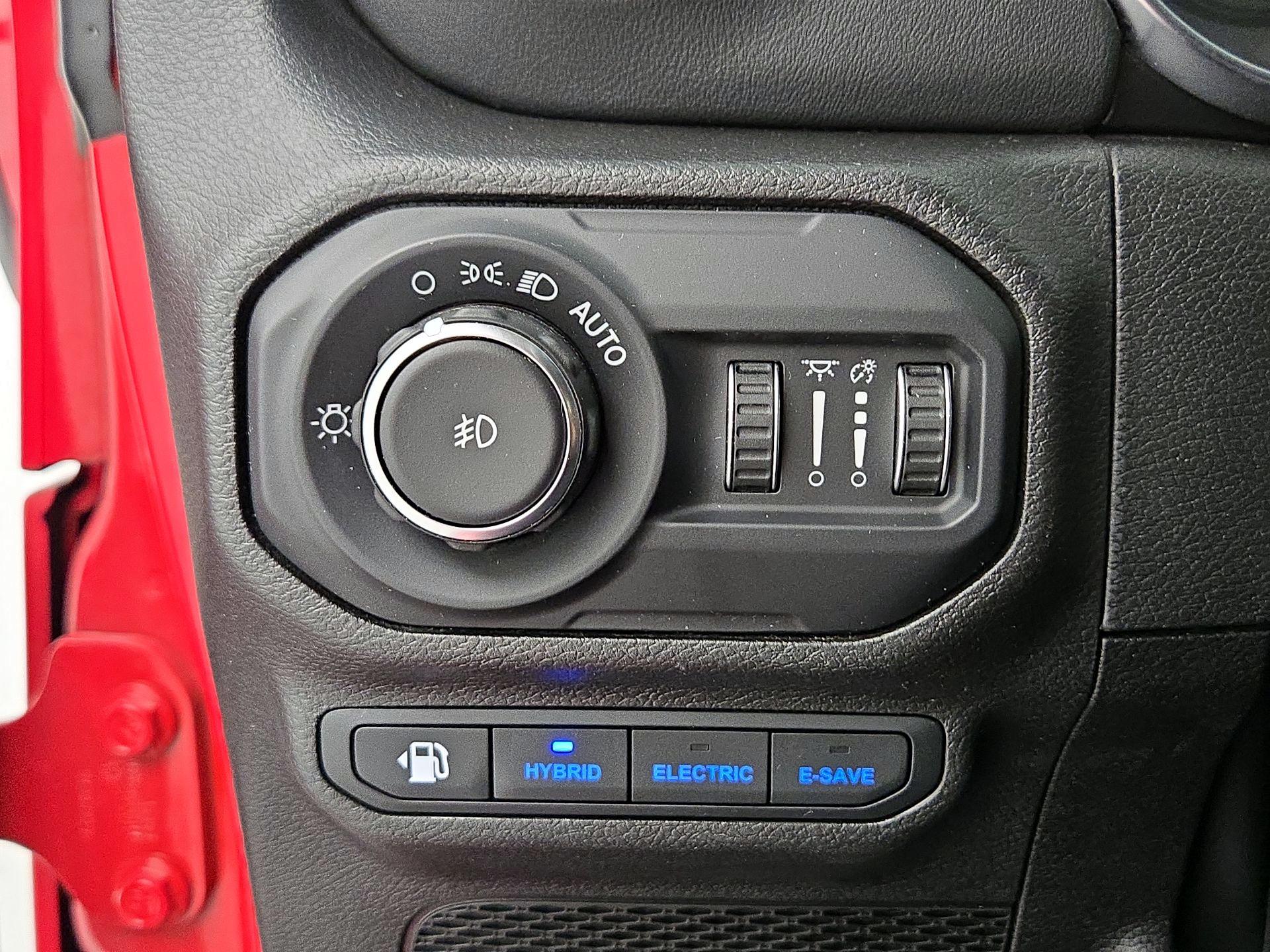 Thumbnail: 2022 Jeep Wrangler - 13