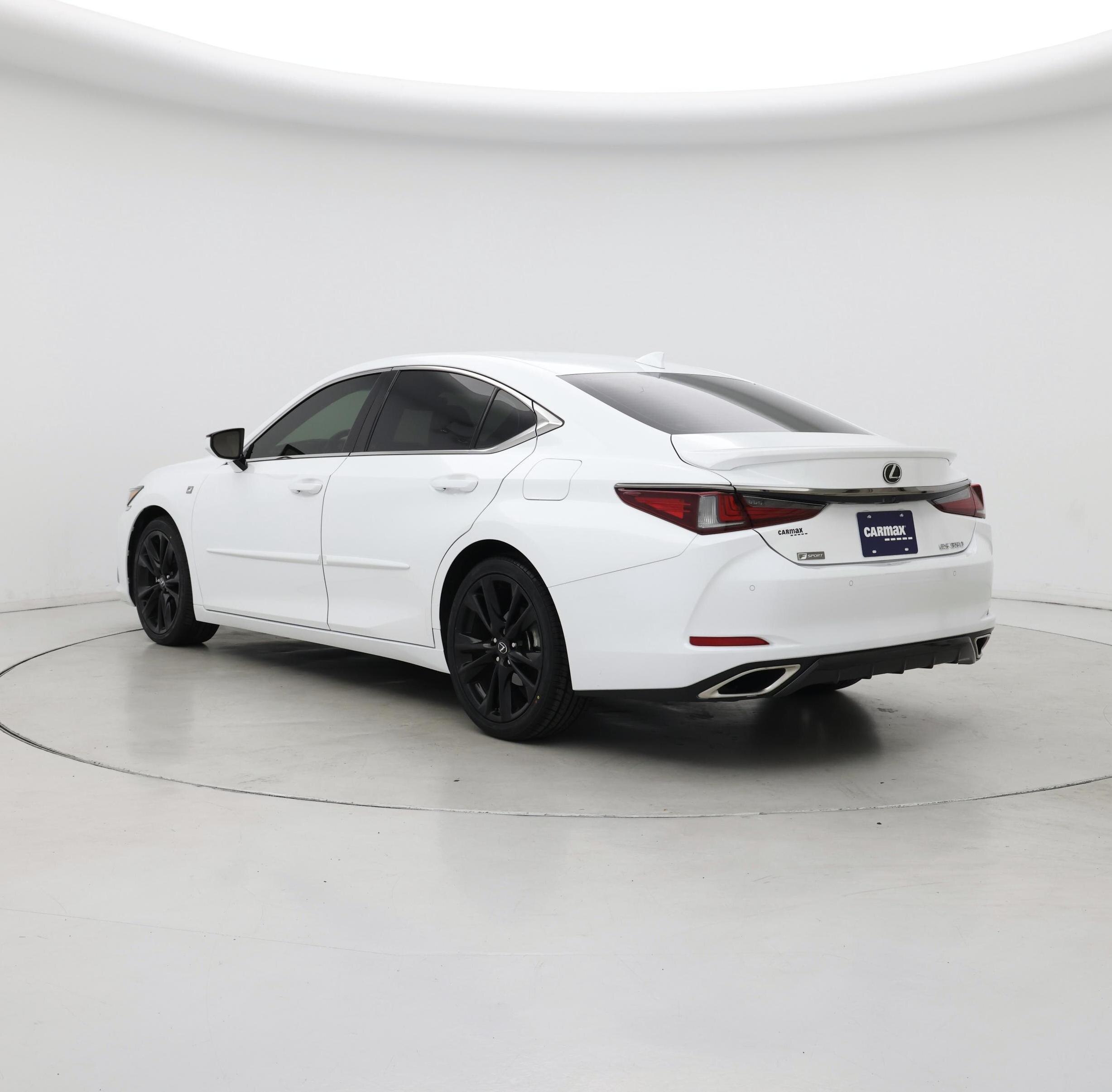 Thumbnail: 2019 Lexus ES - 2