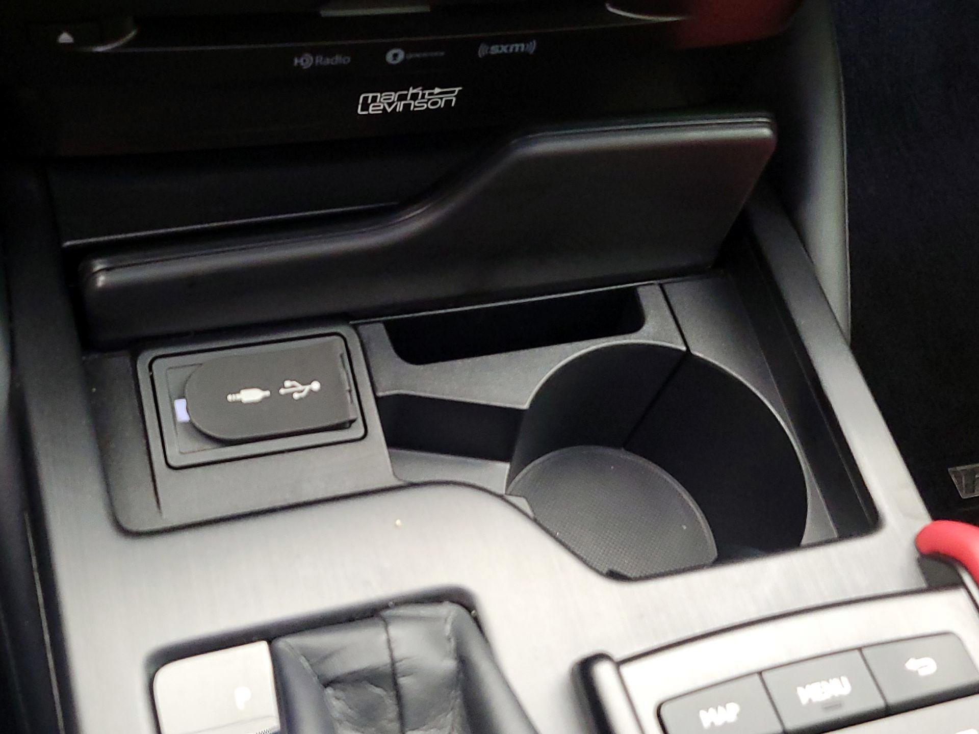 Thumbnail: 2019 Lexus ES - 19