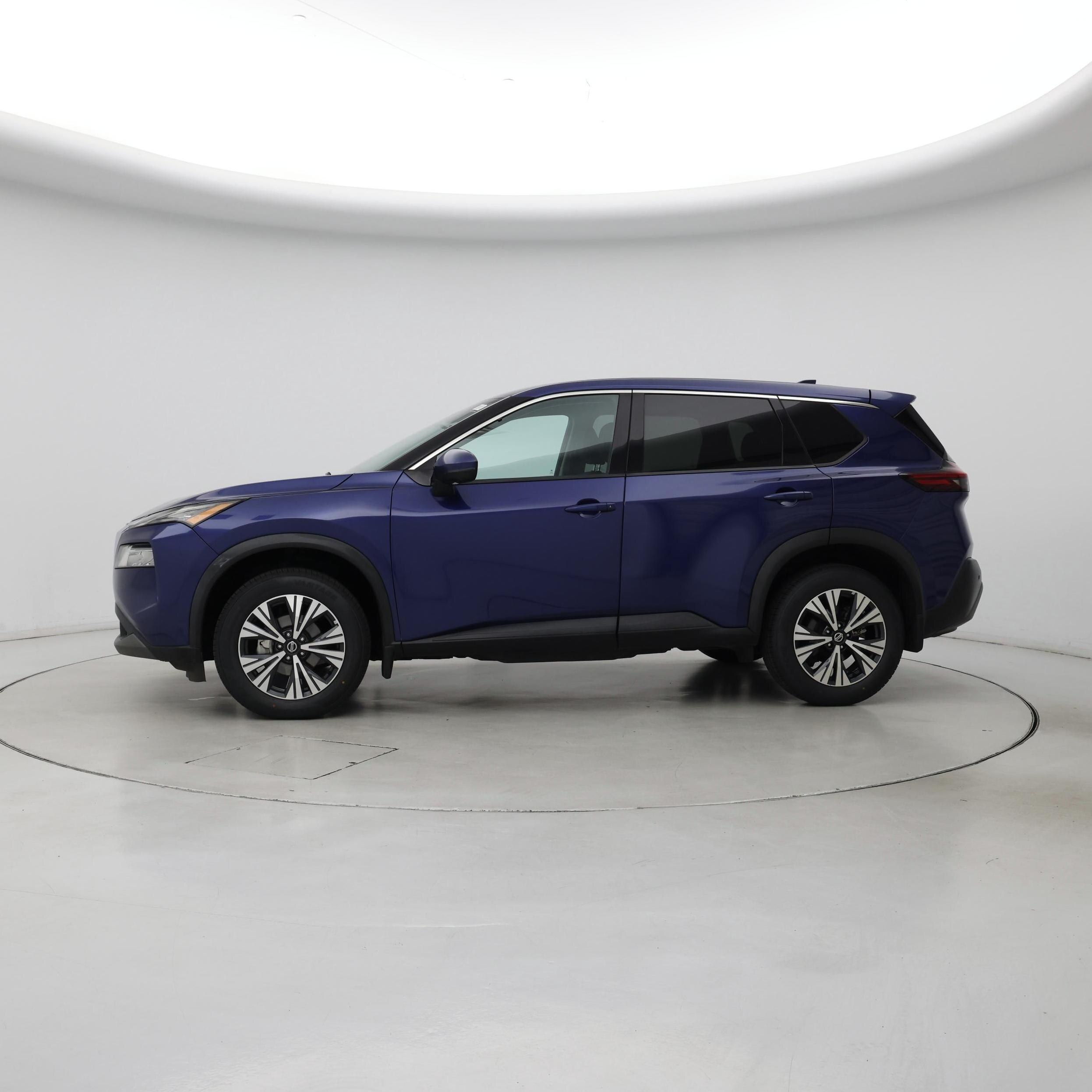 Thumbnail: 2021 Nissan Rogue - 3