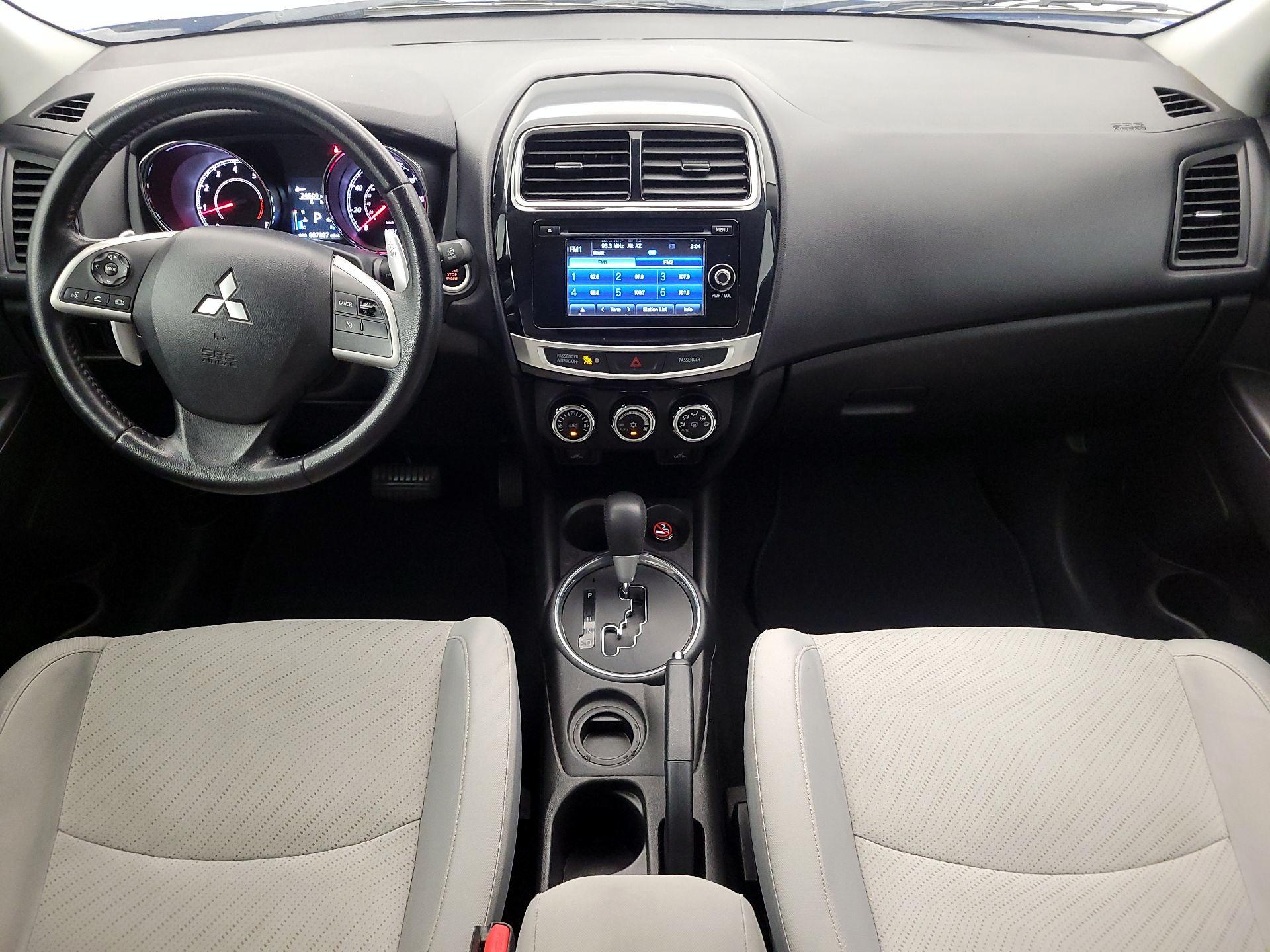 Thumbnail: 2015 Mitsubishi Outlander Sport - 9