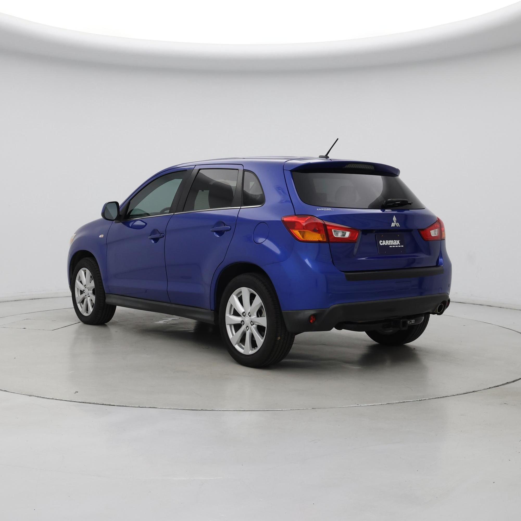Thumbnail: 2015 Mitsubishi Outlander Sport - 2