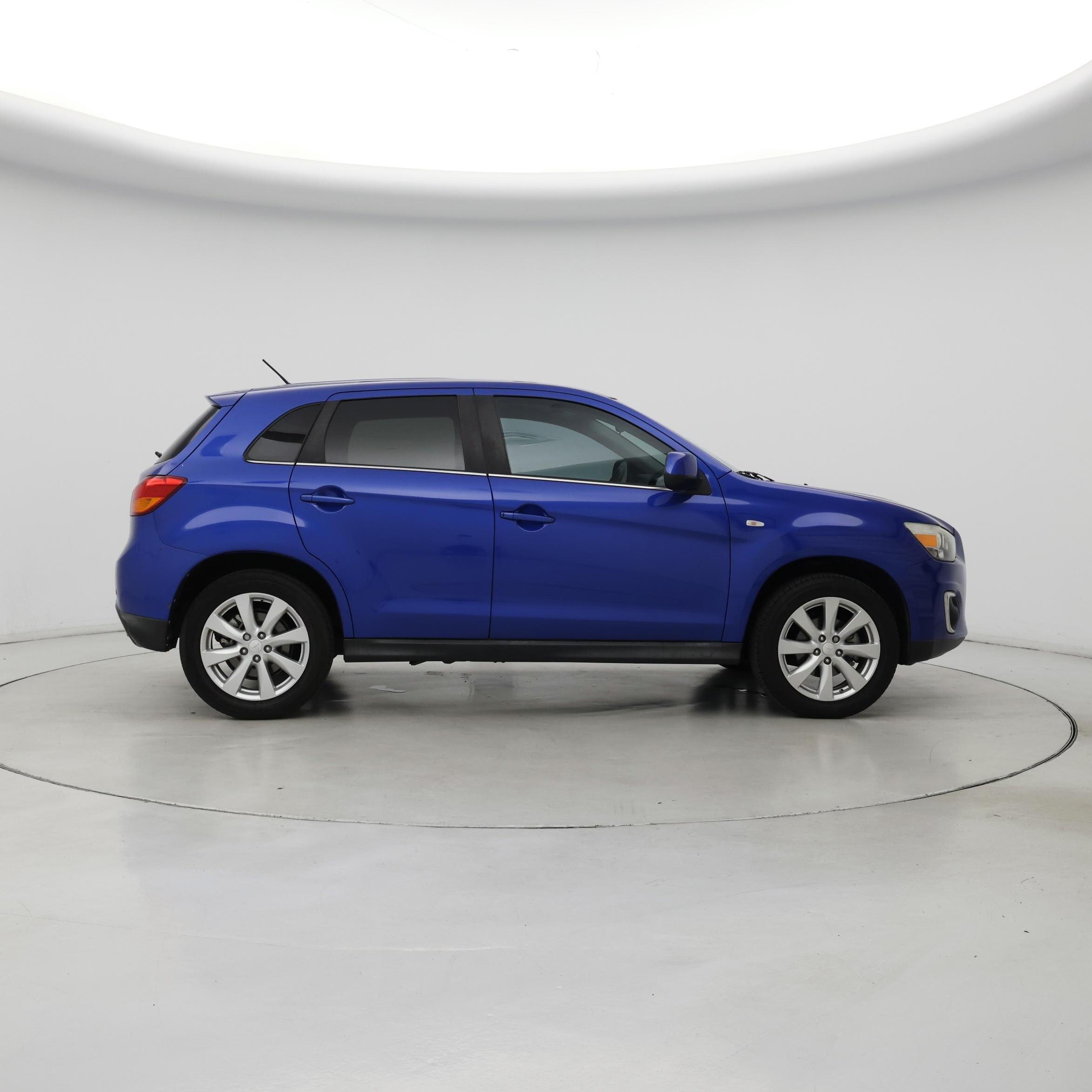 Thumbnail: 2015 Mitsubishi Outlander Sport - 7