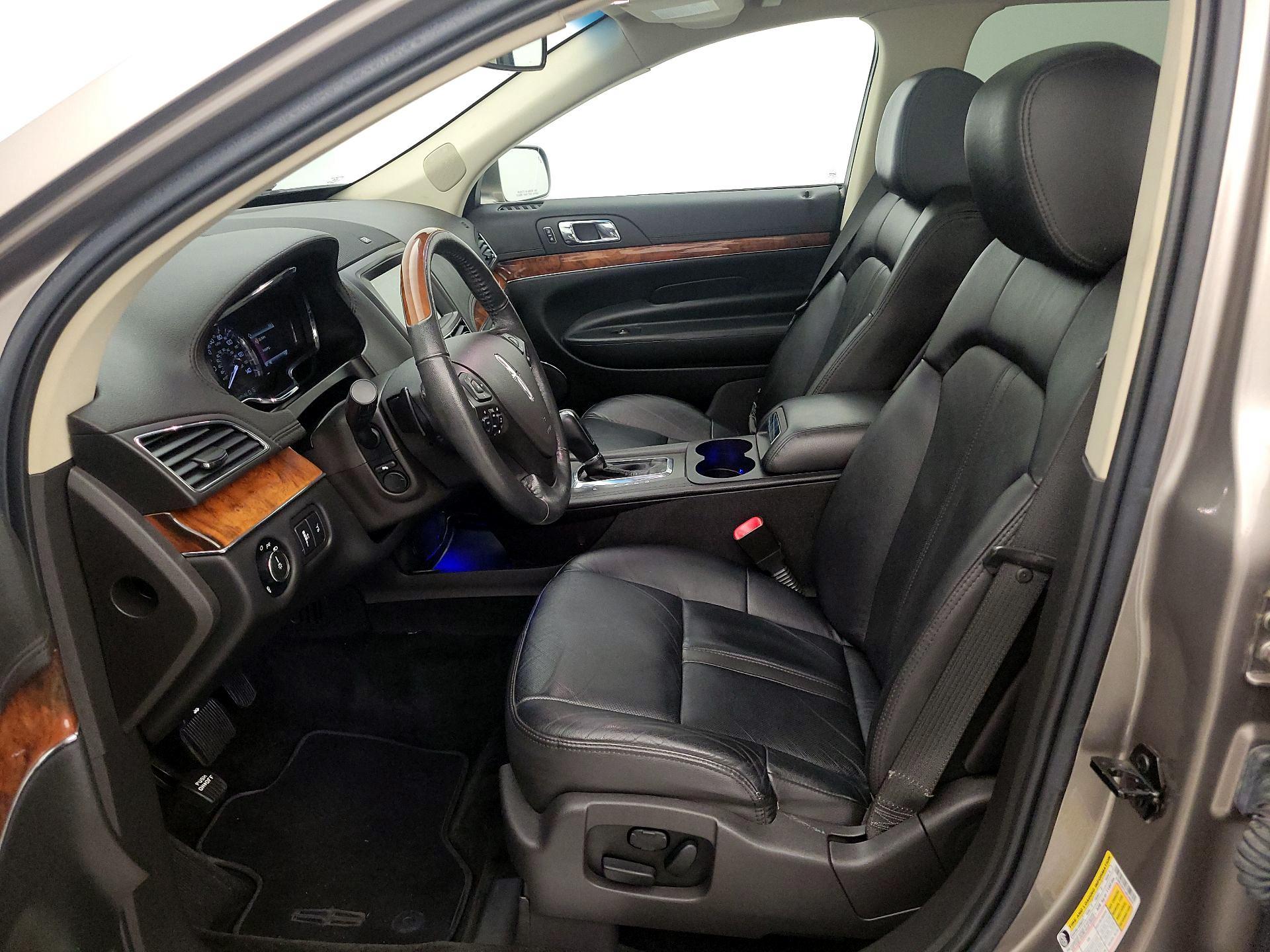Thumbnail: 2018 Lincoln MKT - 11