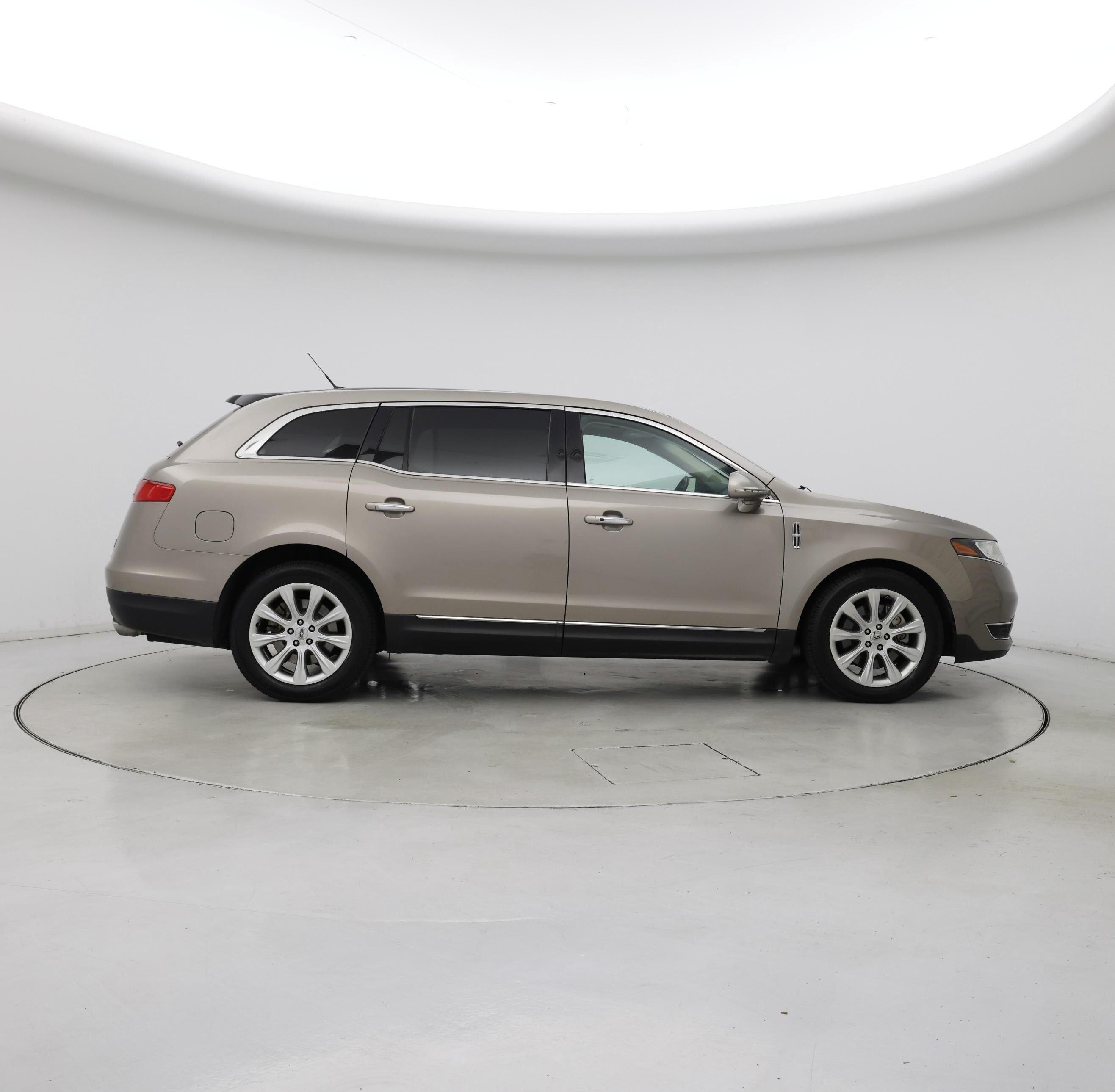 Thumbnail: 2018 Lincoln MKT - 7