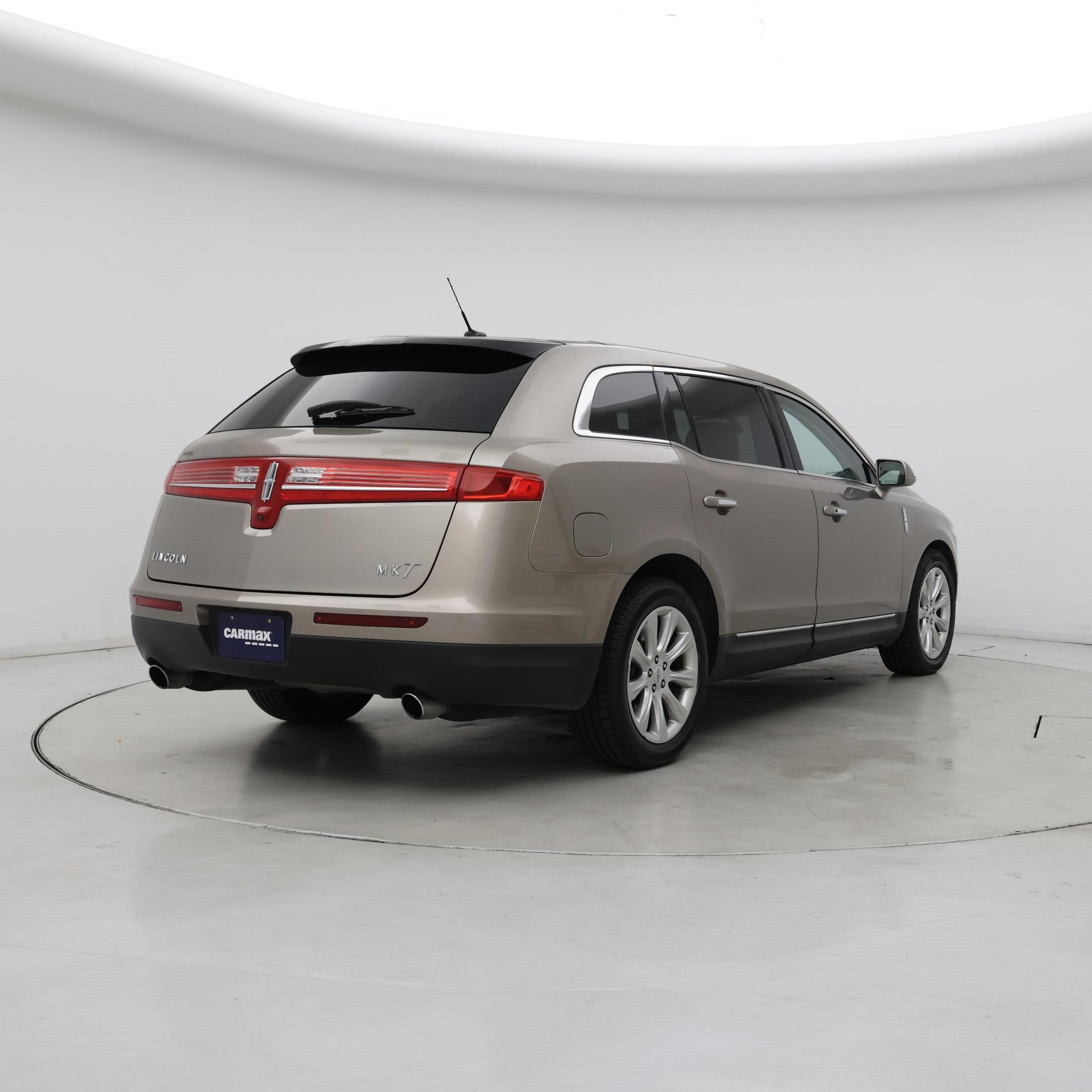 Thumbnail: 2018 Lincoln MKT - 8