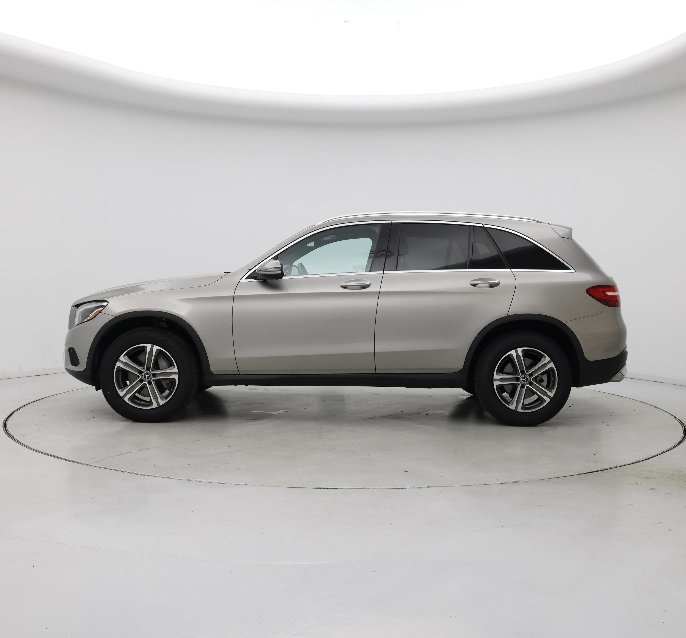 Thumbnail: 2019 Mercedes-Benz GLC - 3