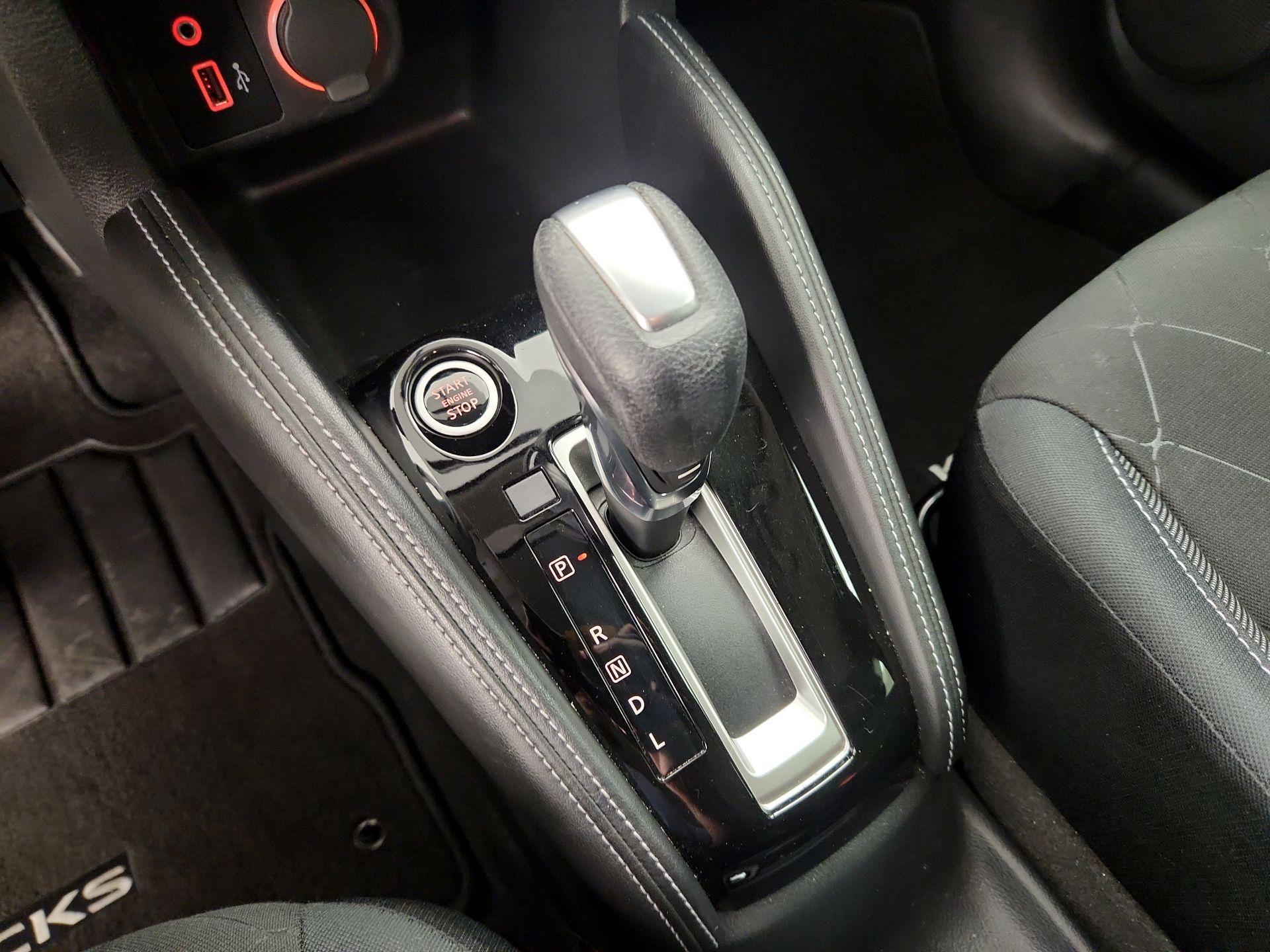Thumbnail: 2018 Nissan Kicks - 17