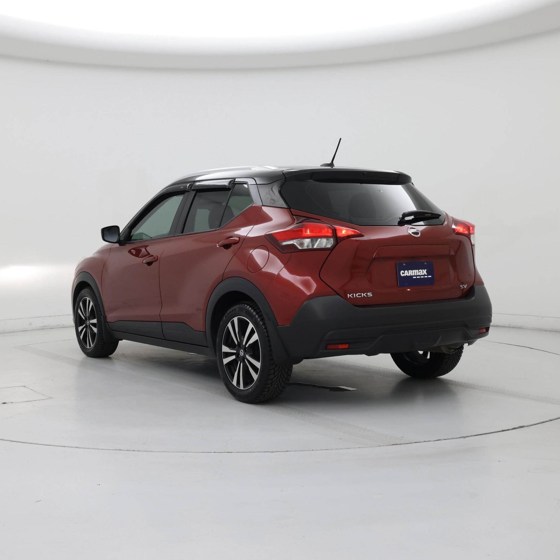 Thumbnail: 2018 Nissan Kicks - 2