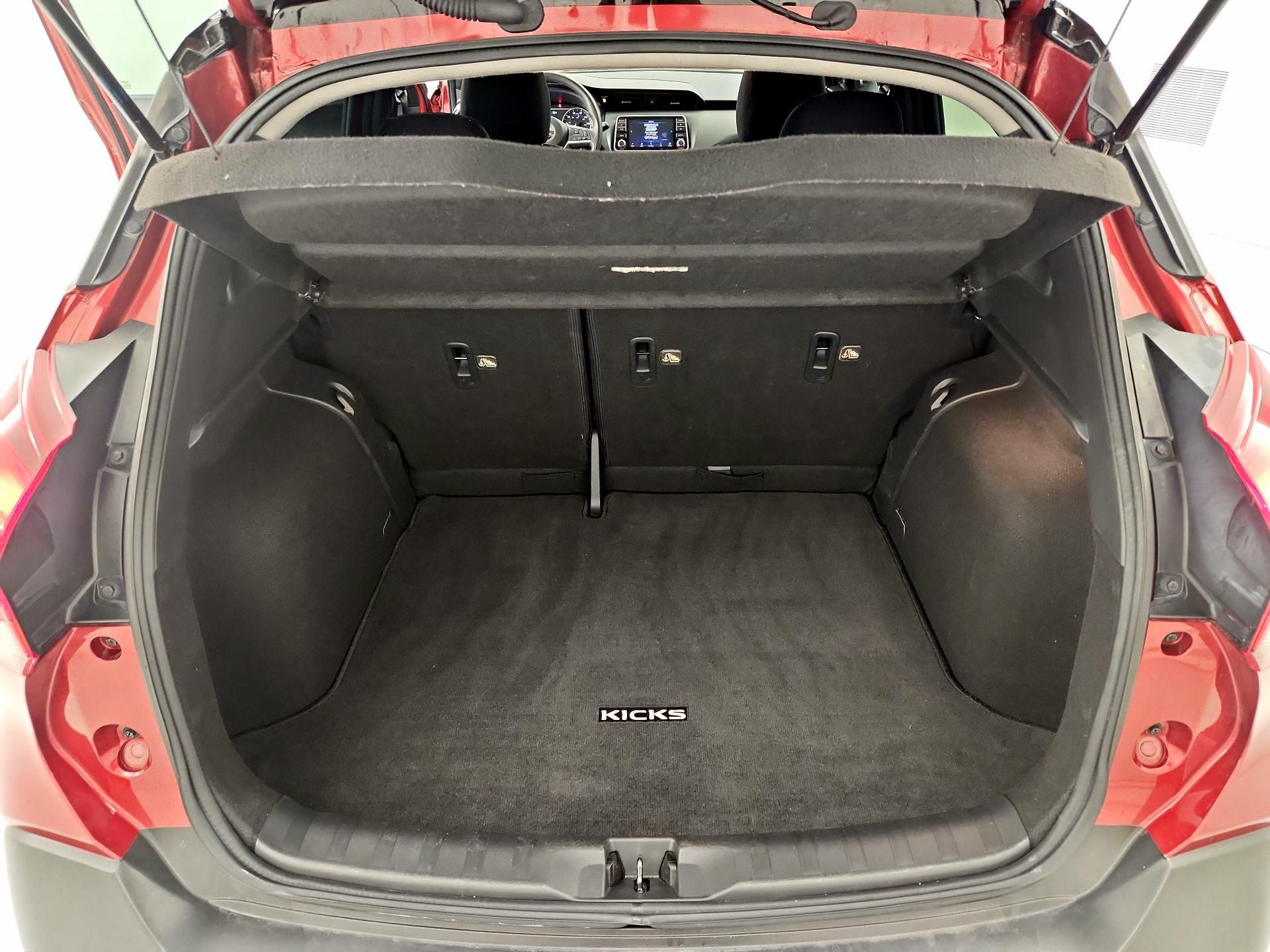 Thumbnail: 2018 Nissan Kicks - 20