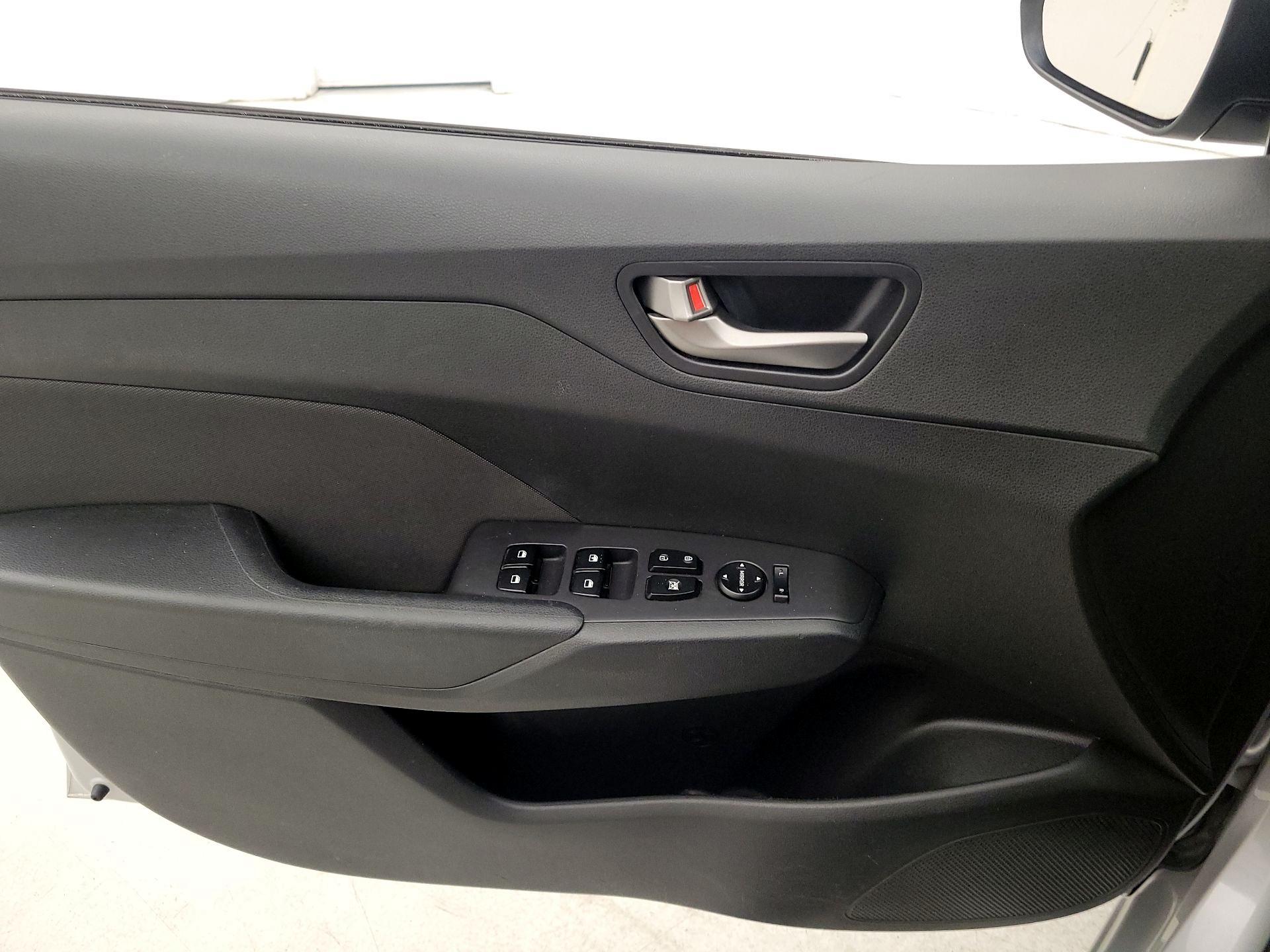 Thumbnail: 2019 Hyundai Accent - 12