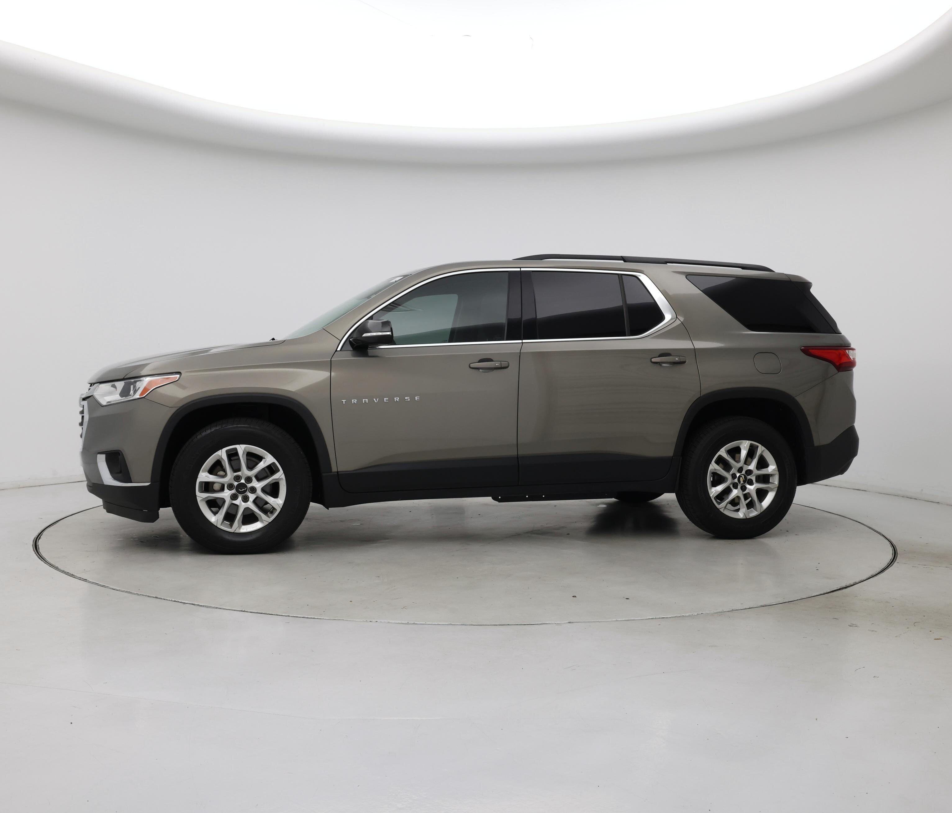 Thumbnail: 2019 Chevrolet Traverse - 3