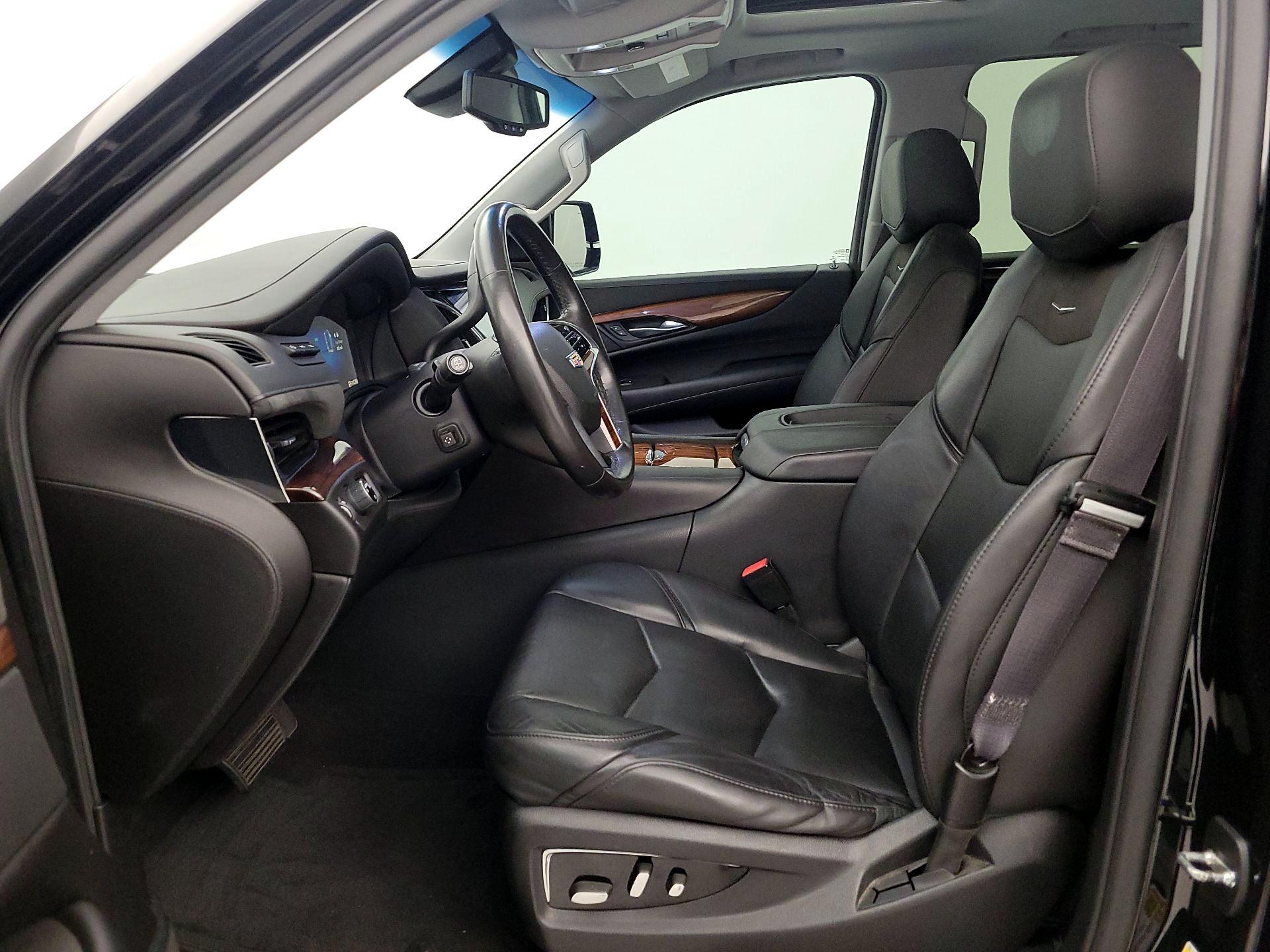 Thumbnail: 2015 Cadillac Escalade - 11