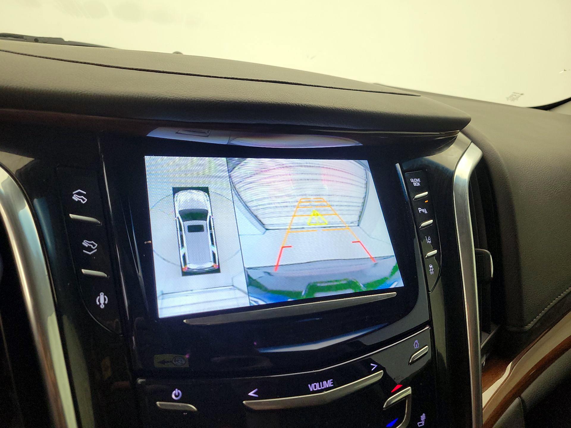 Thumbnail: 2015 Cadillac Escalade - 15