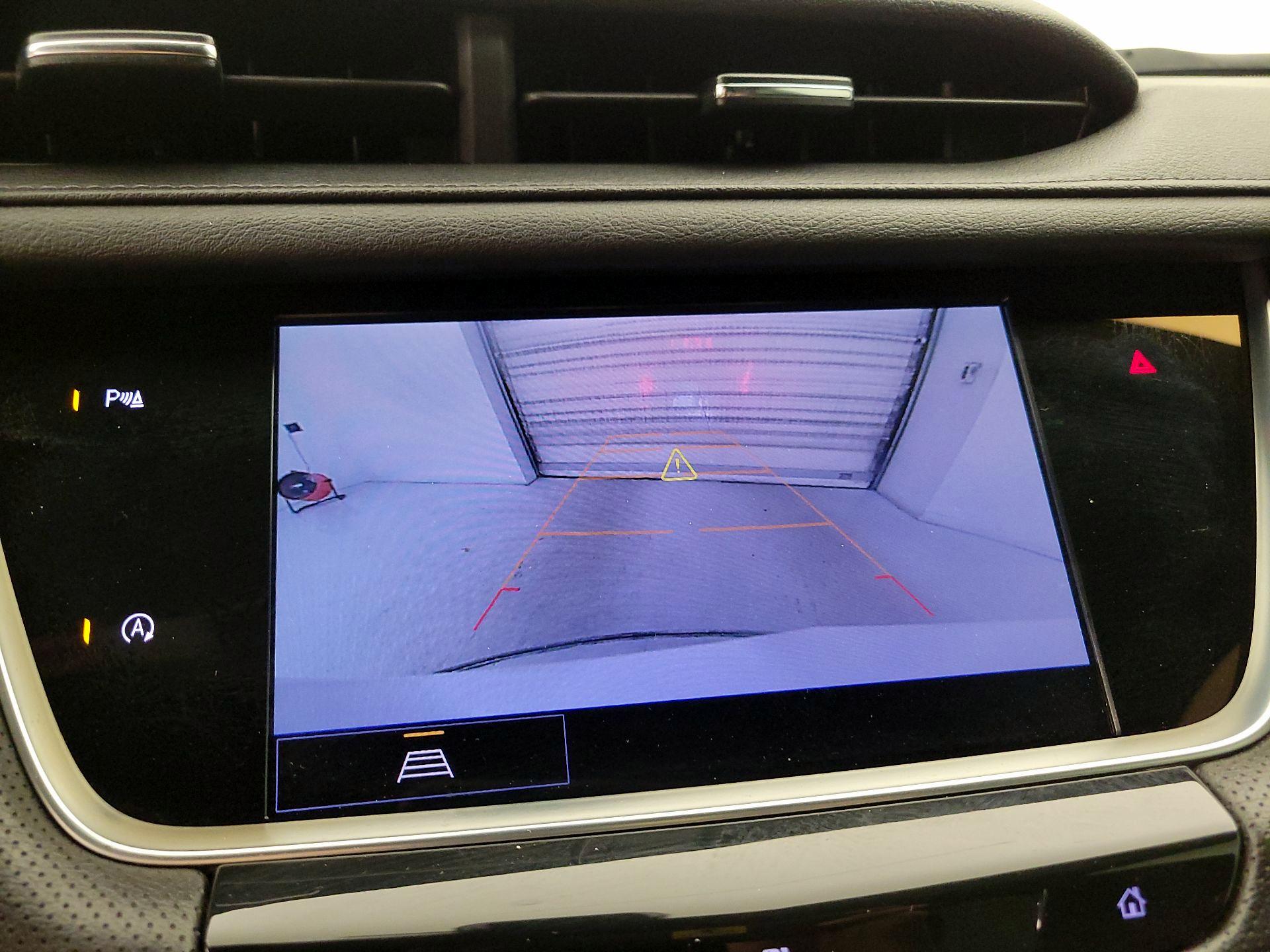 Thumbnail: 2021 Cadillac XT5 - 14