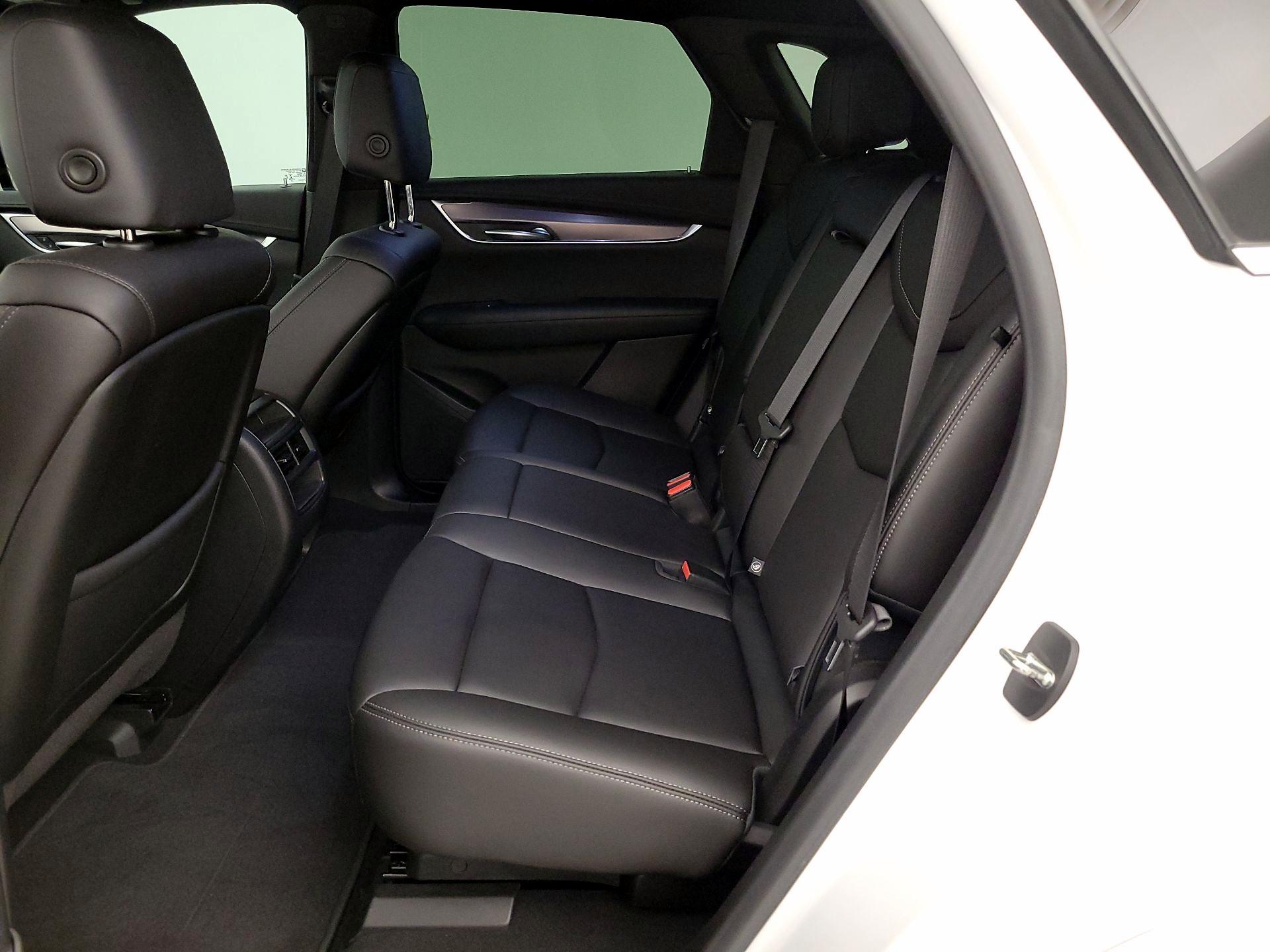 Thumbnail: 2021 Cadillac XT5 - 19