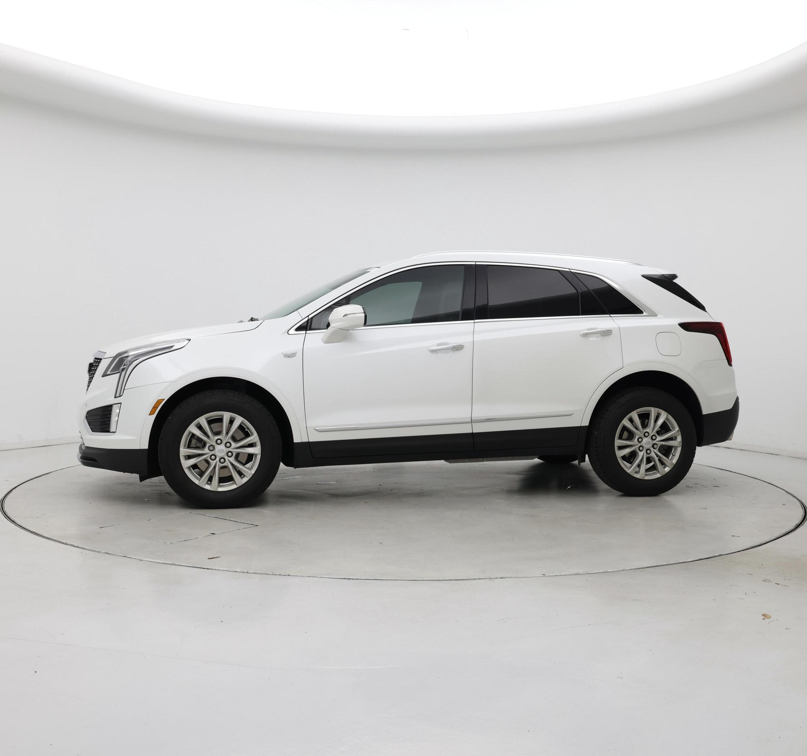 Thumbnail: 2021 Cadillac XT5 - 3