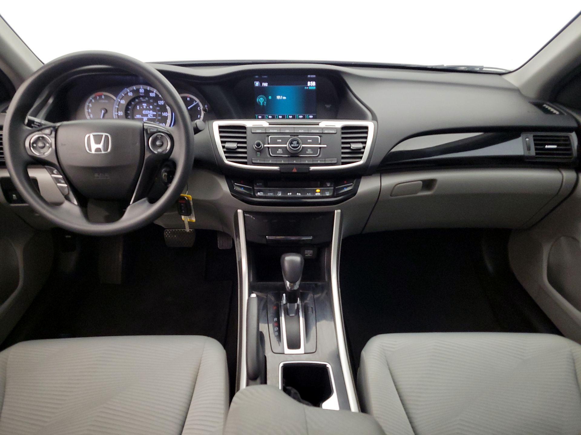 Thumbnail: 2016 Honda Accord - 9