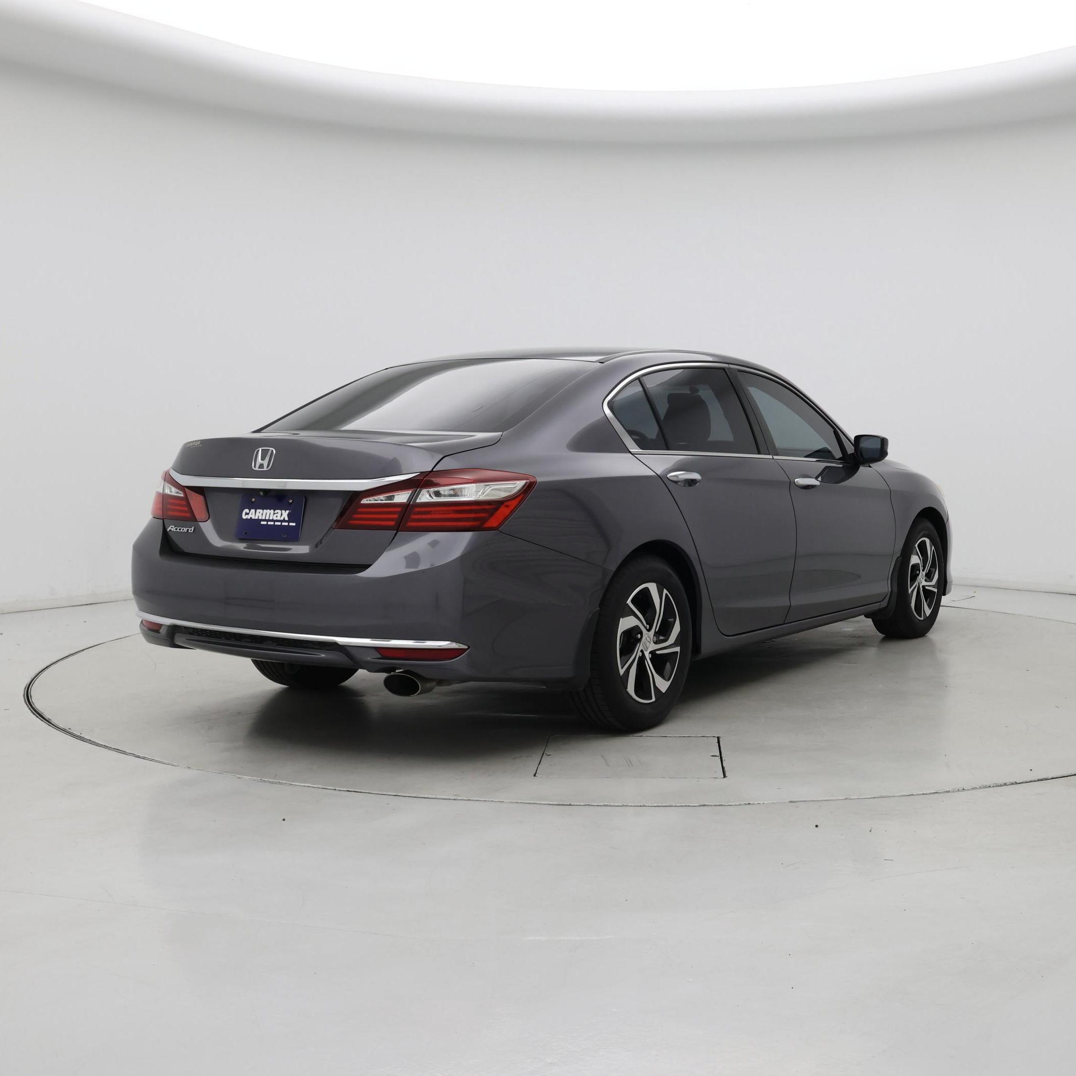 Thumbnail: 2016 Honda Accord - 8