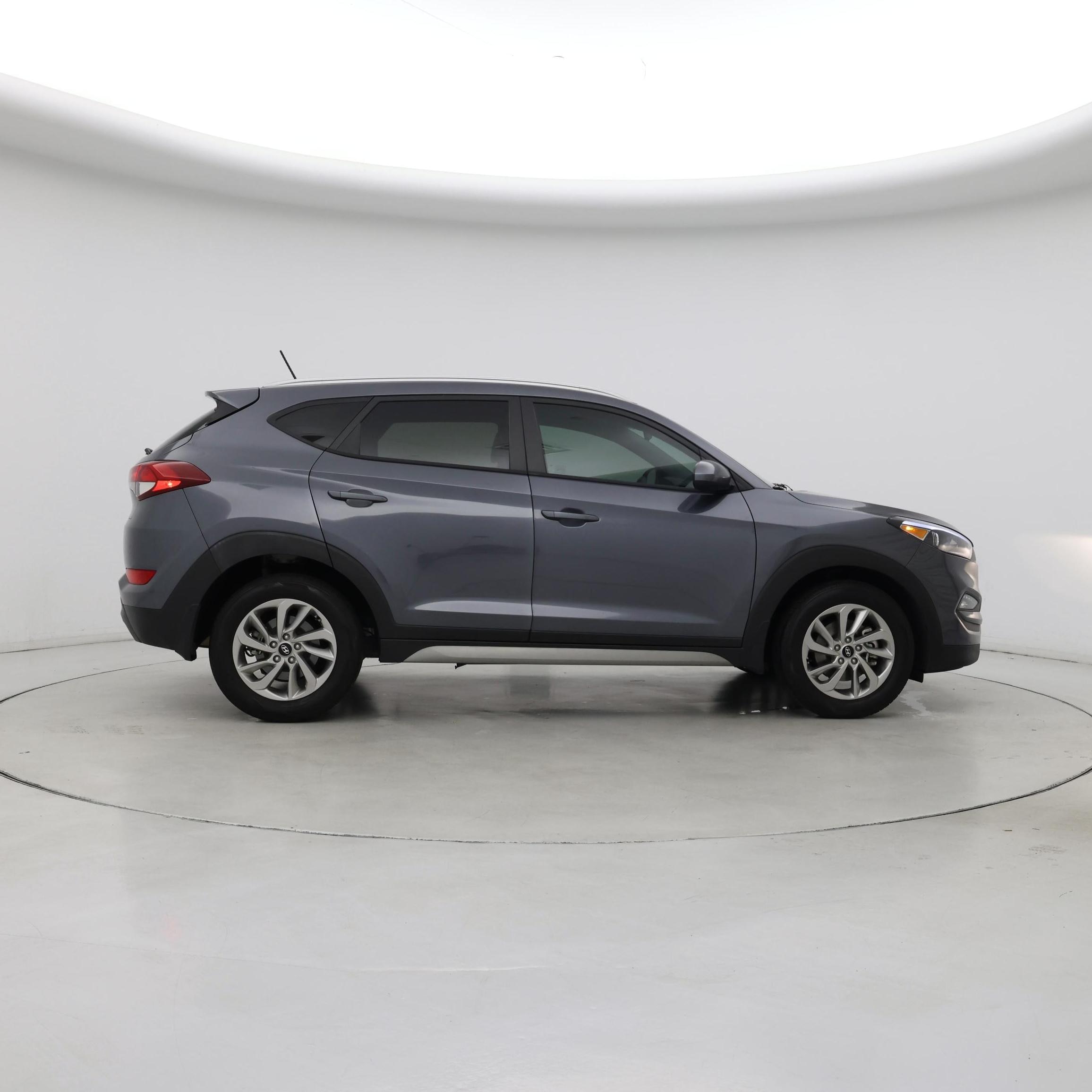 Thumbnail: 2017 Hyundai Tucson - 7