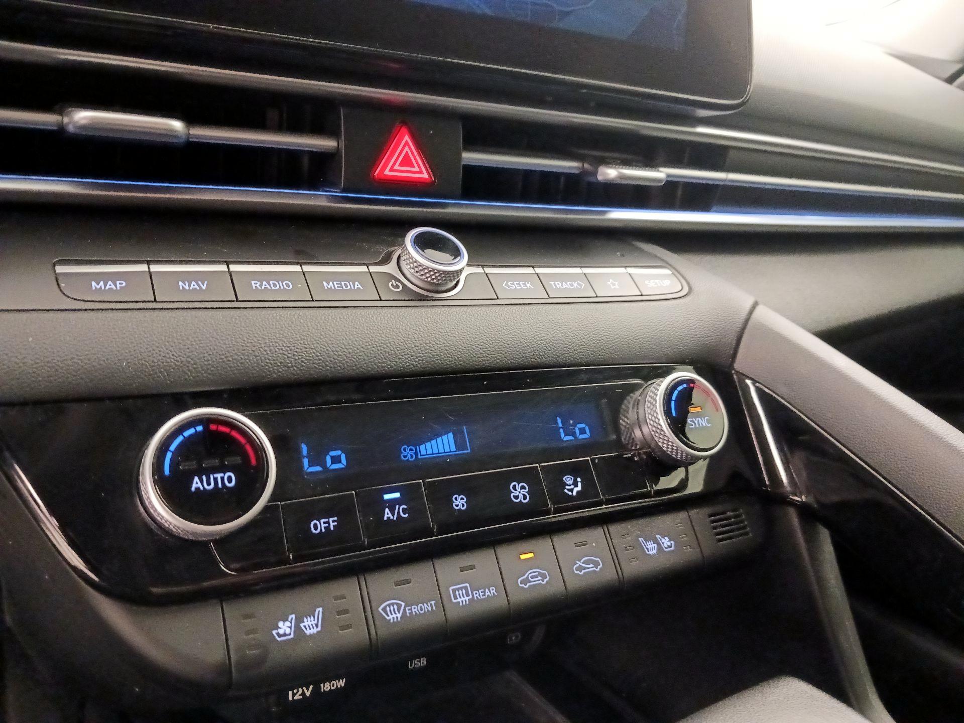 Thumbnail: 2023 Hyundai Elantra - 16