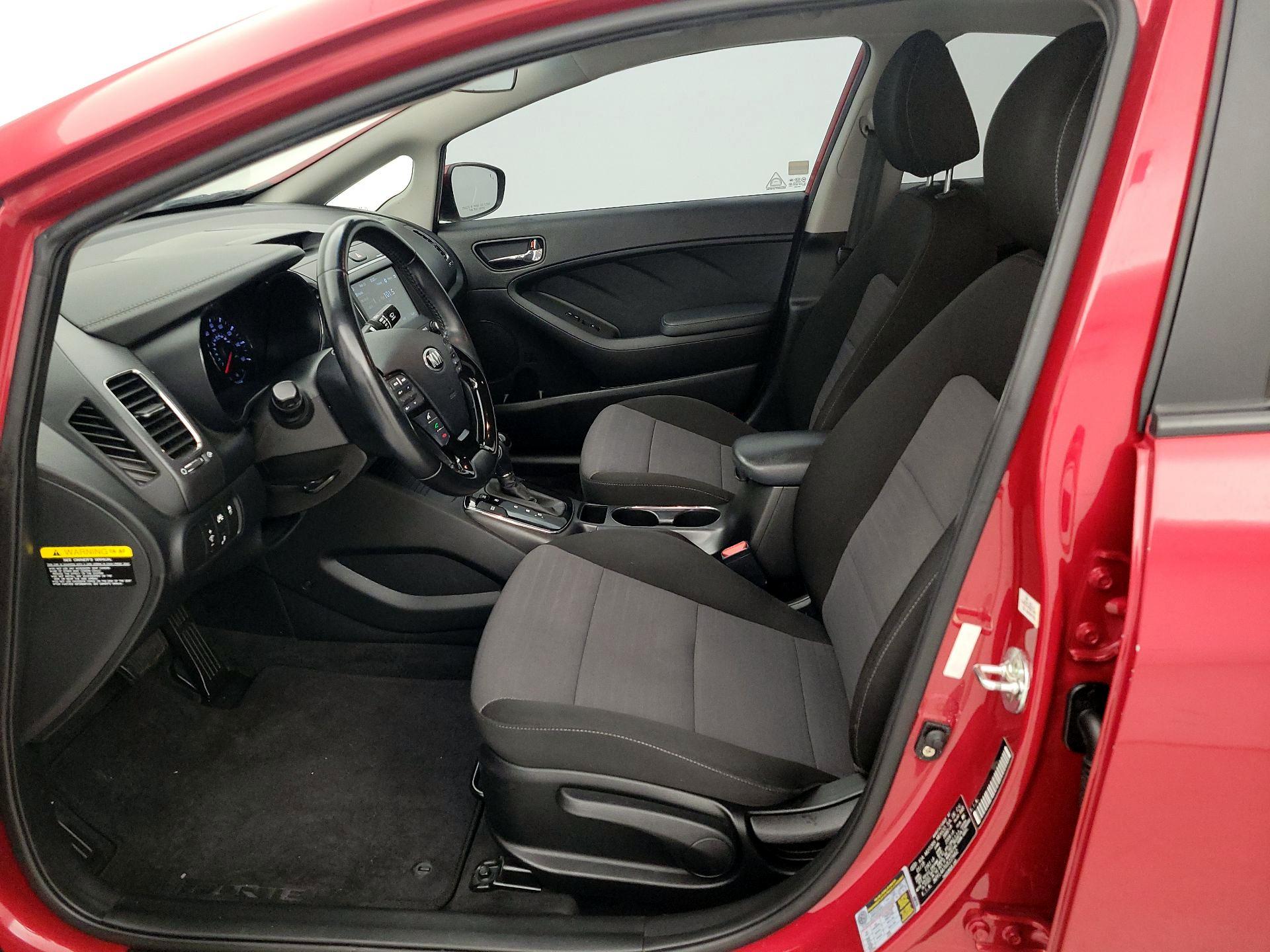 Thumbnail: 2018 Kia Forte - 11