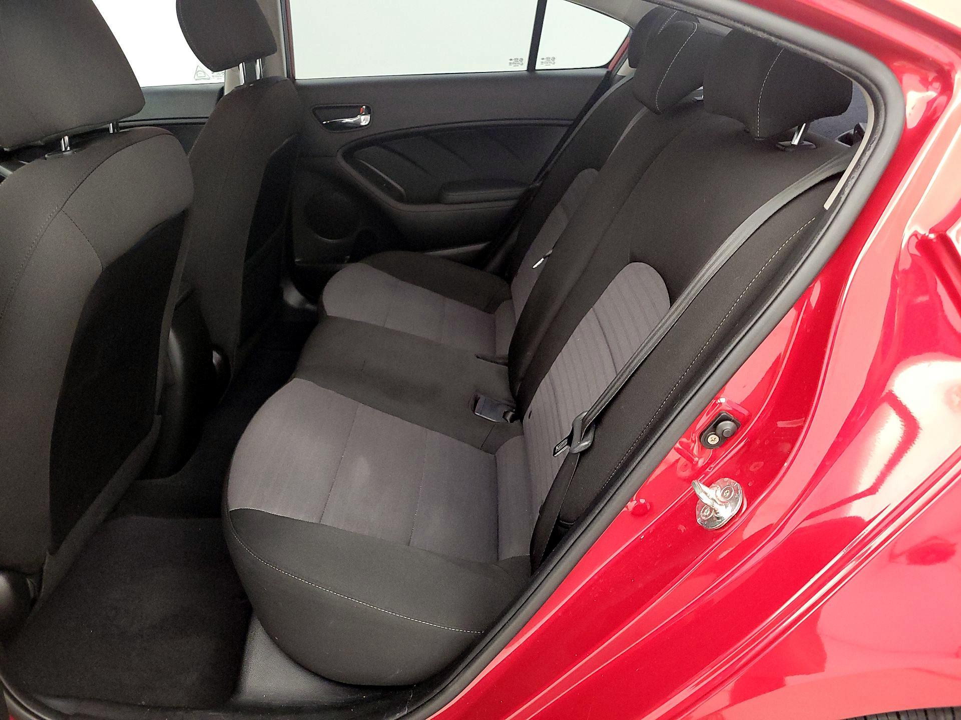 Thumbnail: 2018 Kia Forte - 20