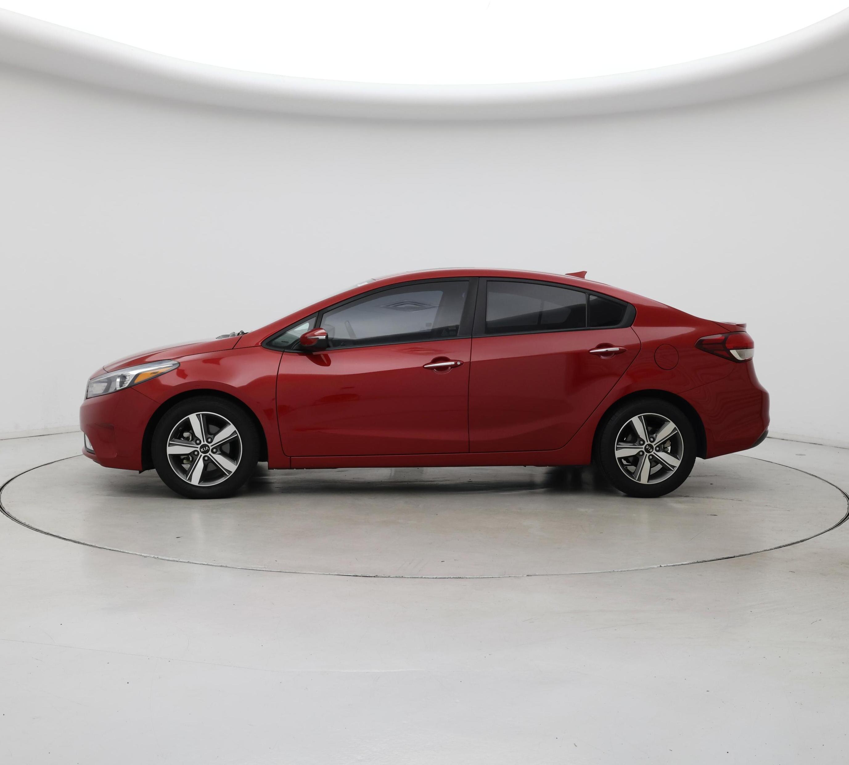 Thumbnail: 2018 Kia Forte - 3