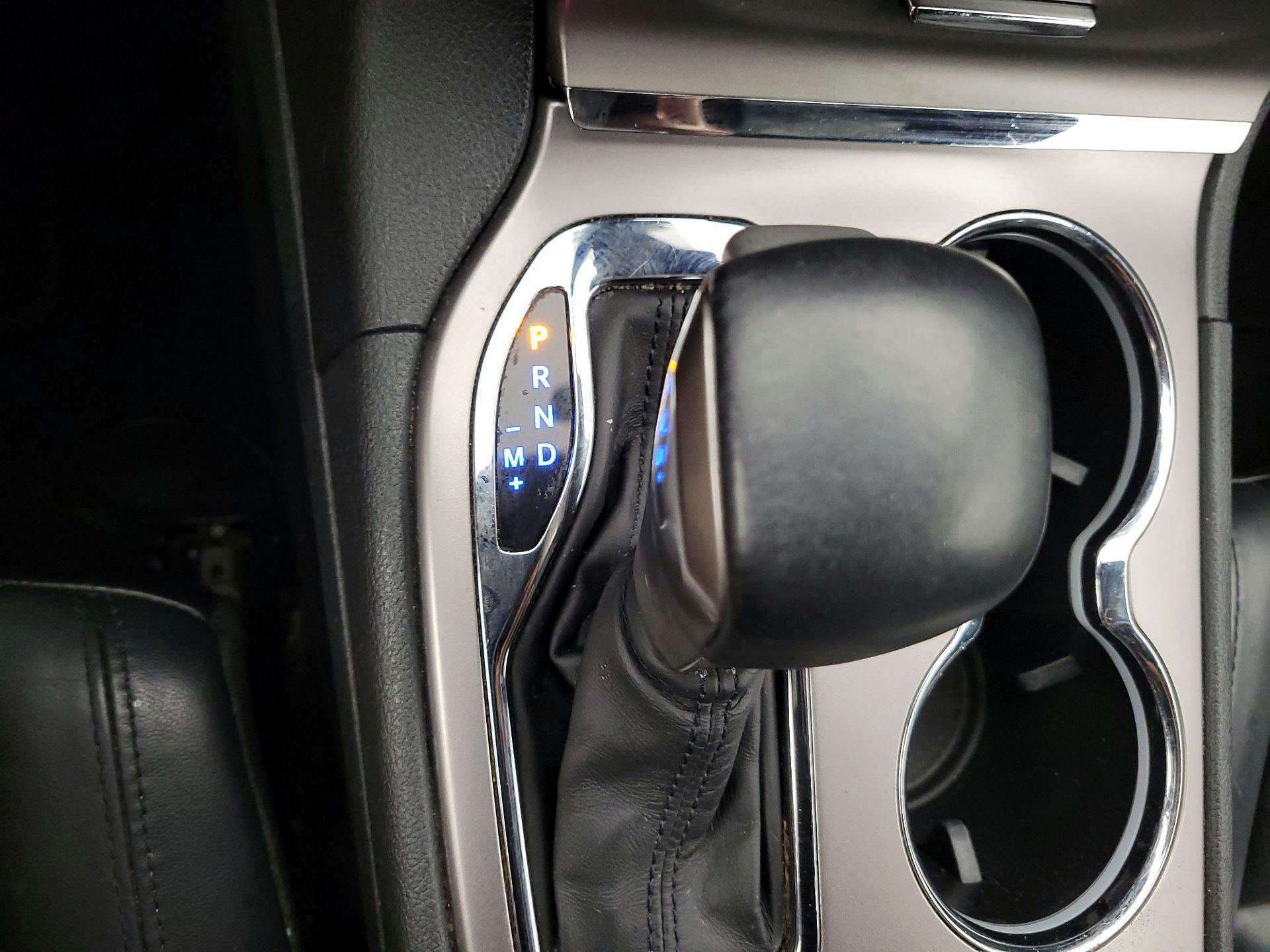 Thumbnail: 2019 Jeep Grand Cherokee - 18