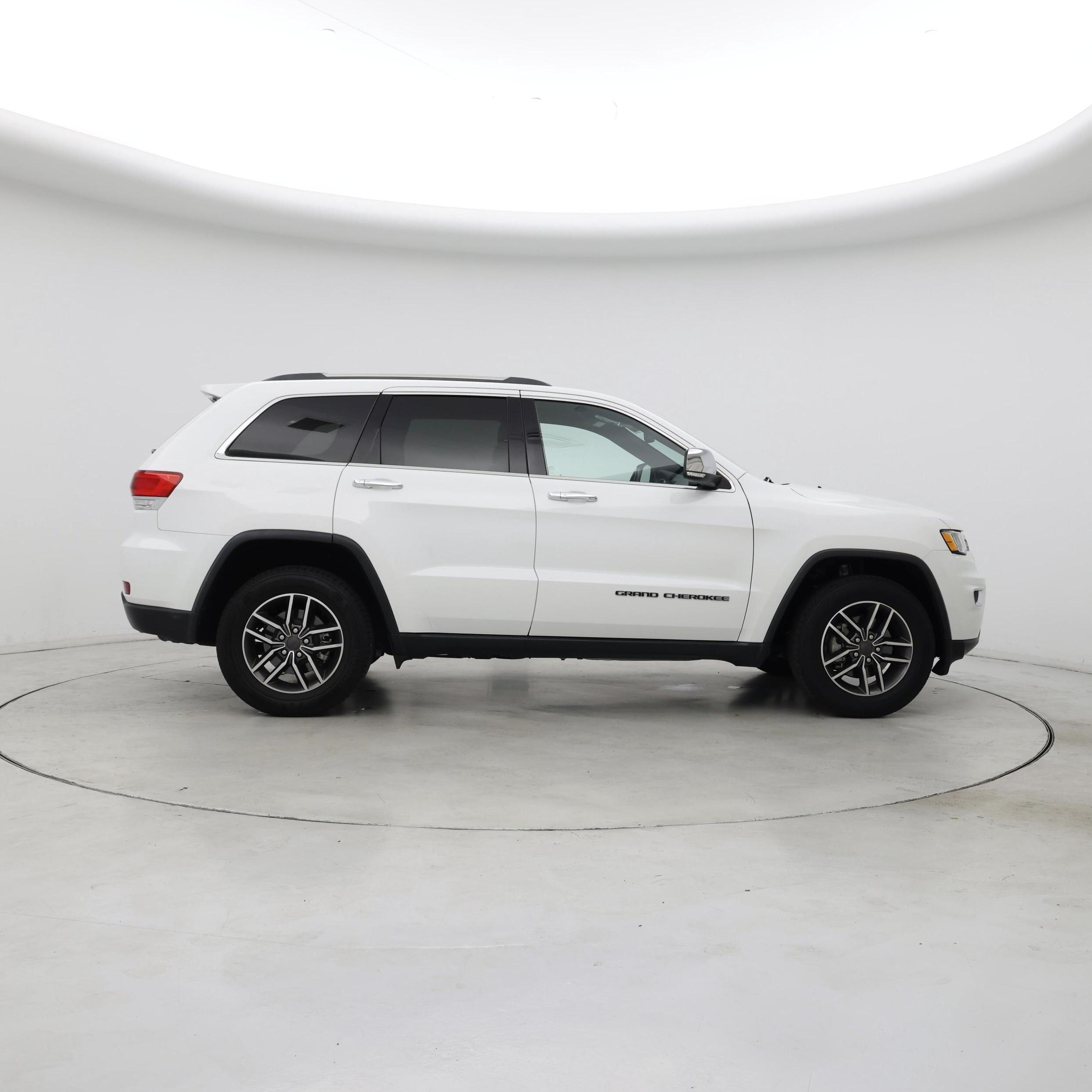 Thumbnail: 2019 Jeep Grand Cherokee - 7
