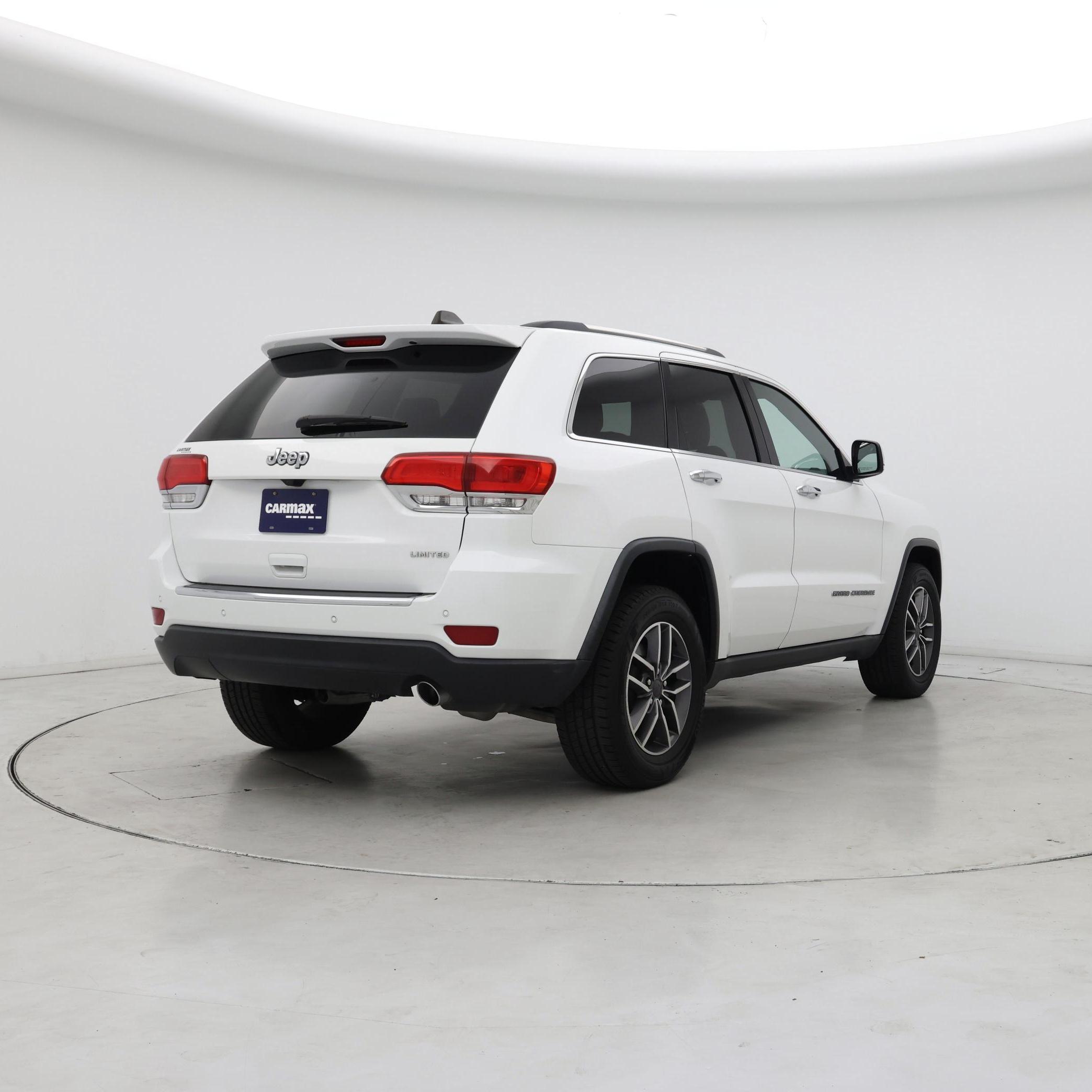Thumbnail: 2019 Jeep Grand Cherokee - 8