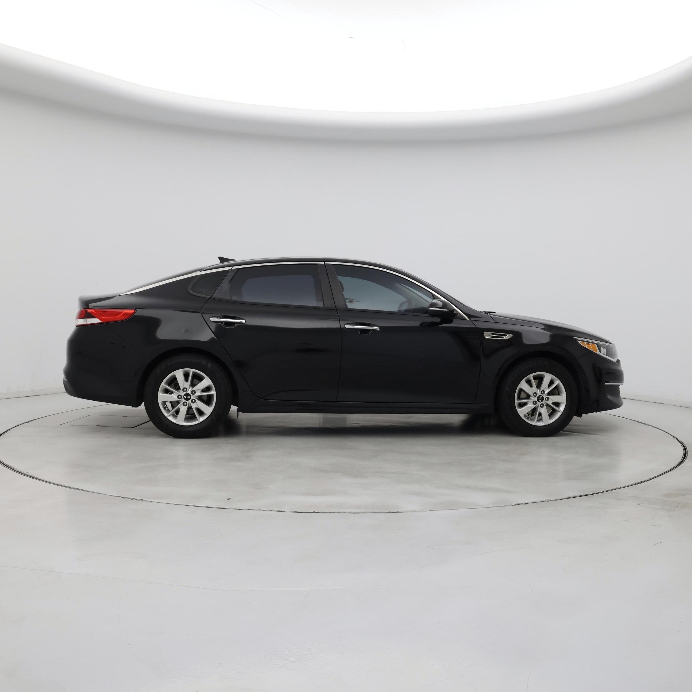 Thumbnail: 2016 Kia Optima - 7
