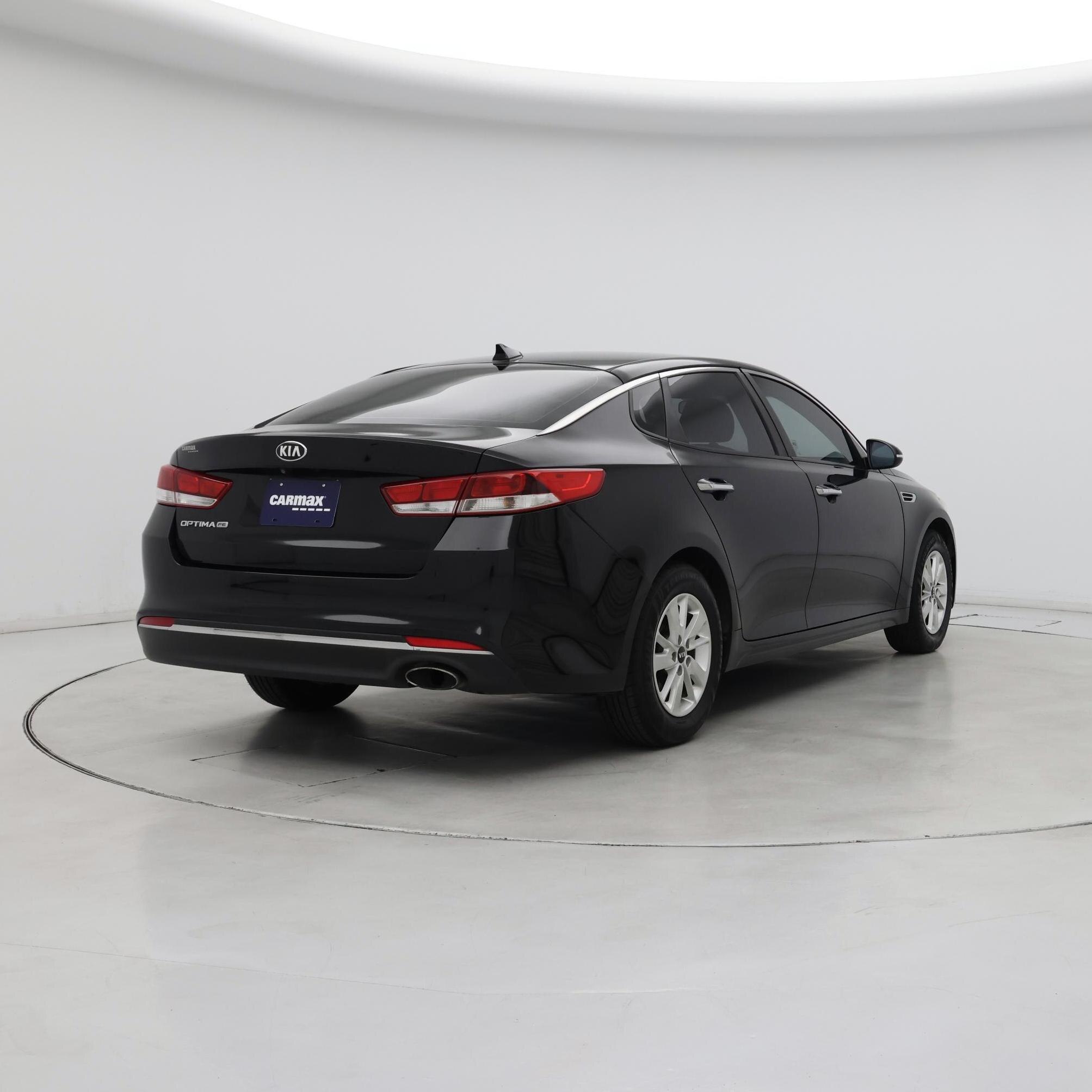 Thumbnail: 2016 Kia Optima - 8