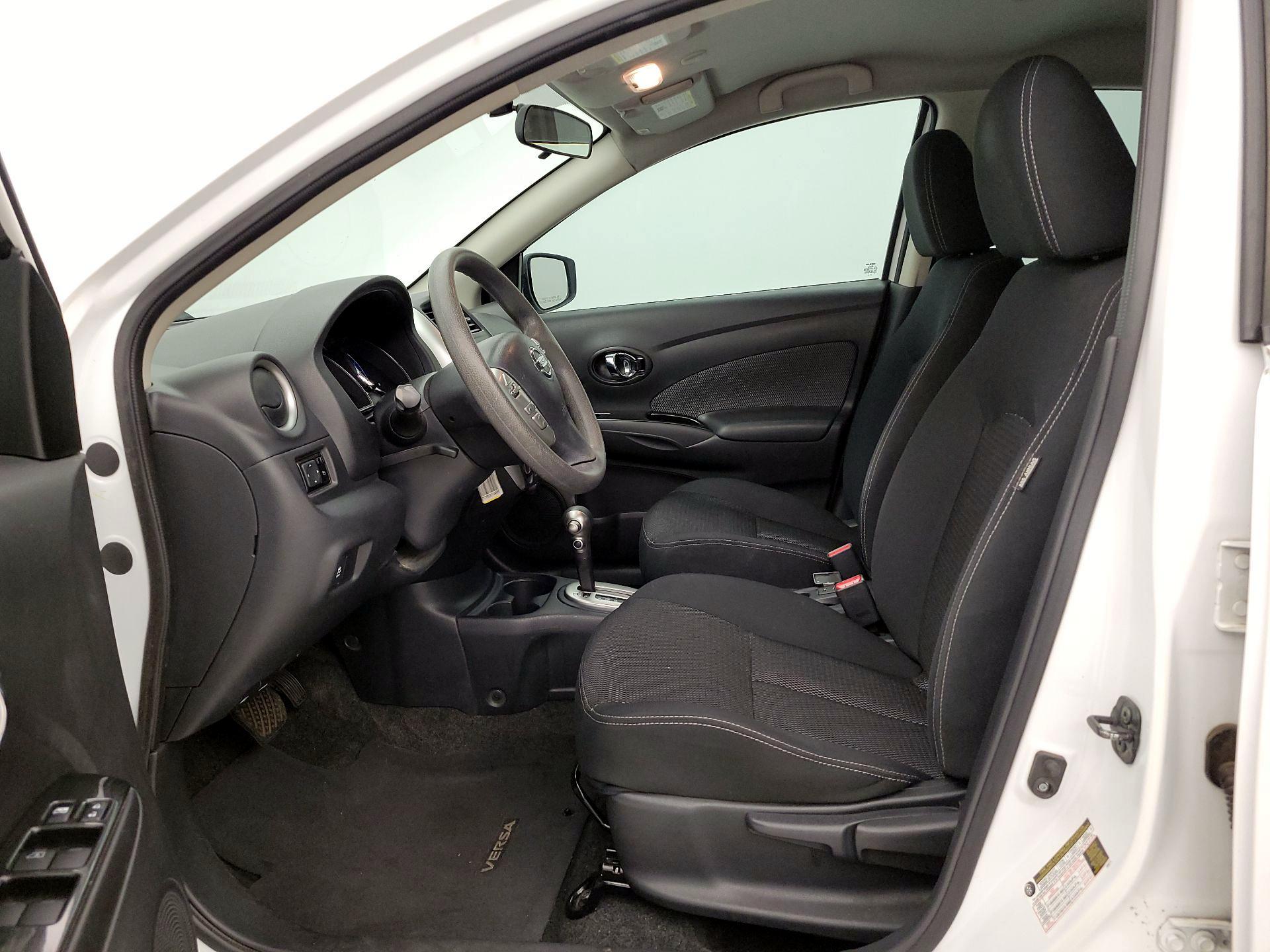 Thumbnail: 2016 Nissan Versa - 11