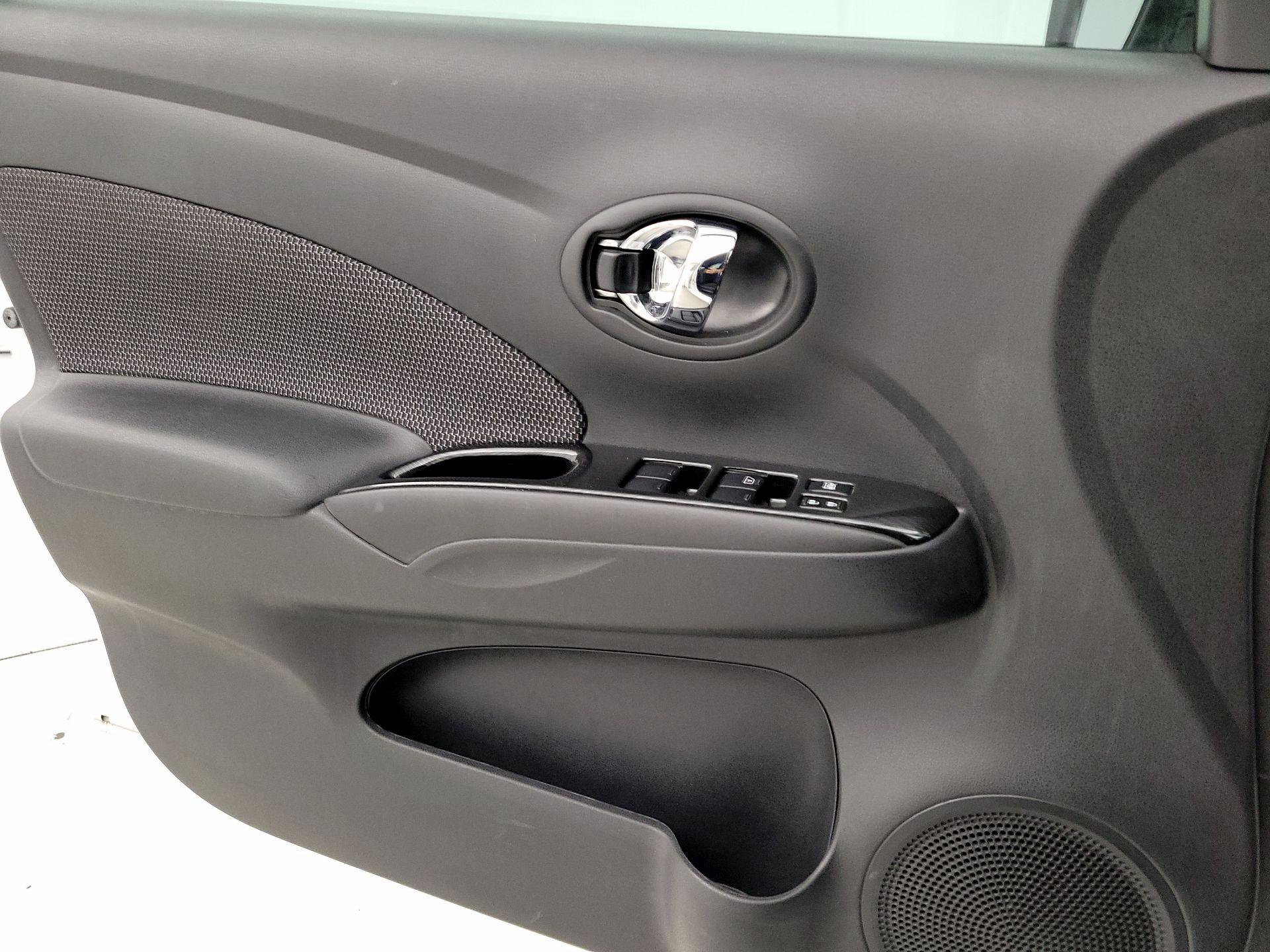 Thumbnail: 2016 Nissan Versa - 12