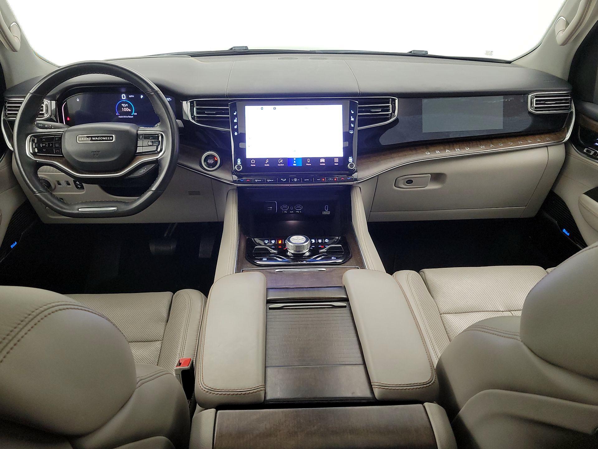 Thumbnail: 2022 Jeep Grand Wagoneer - 9