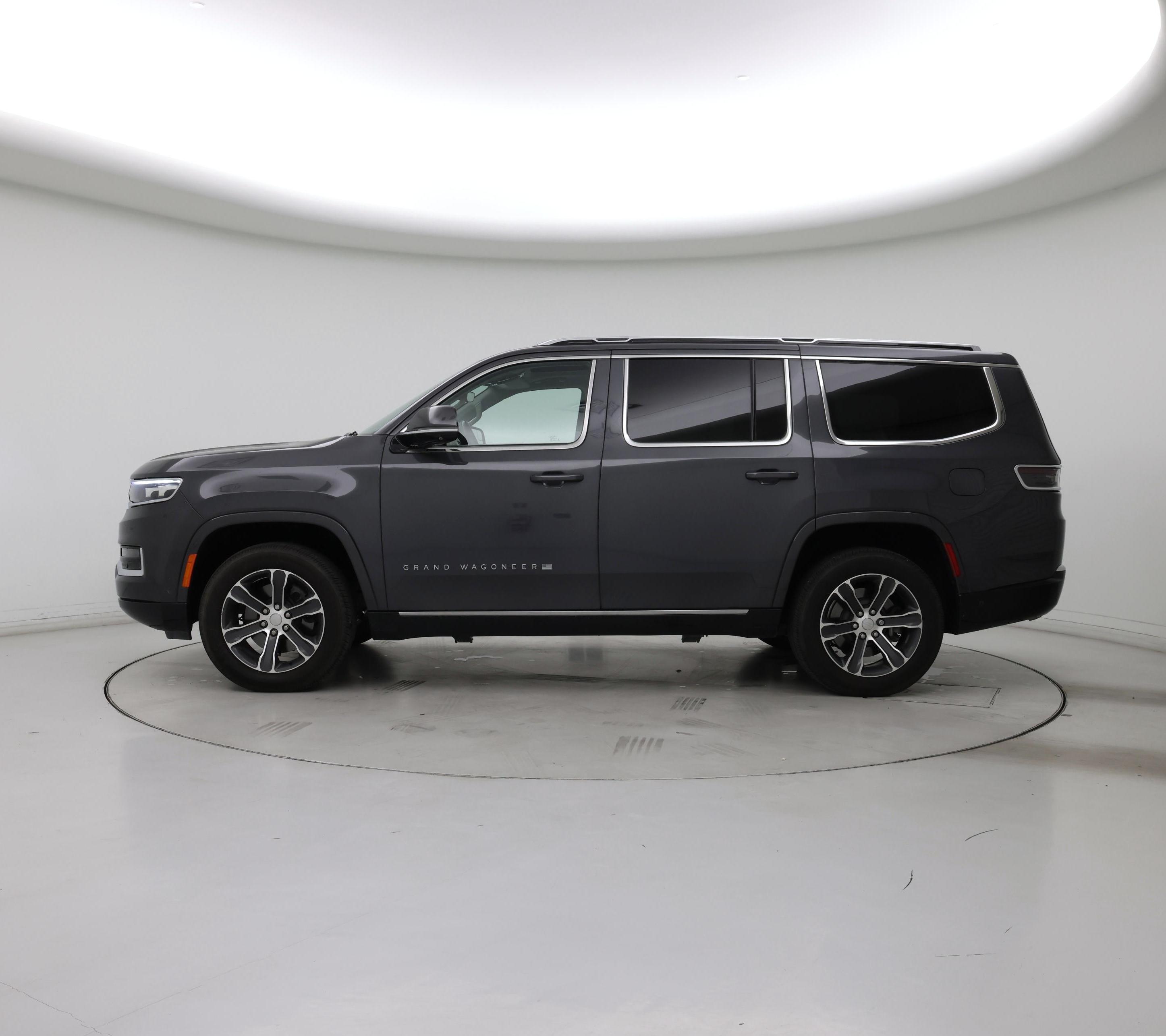 Thumbnail: 2022 Jeep Grand Wagoneer - 3