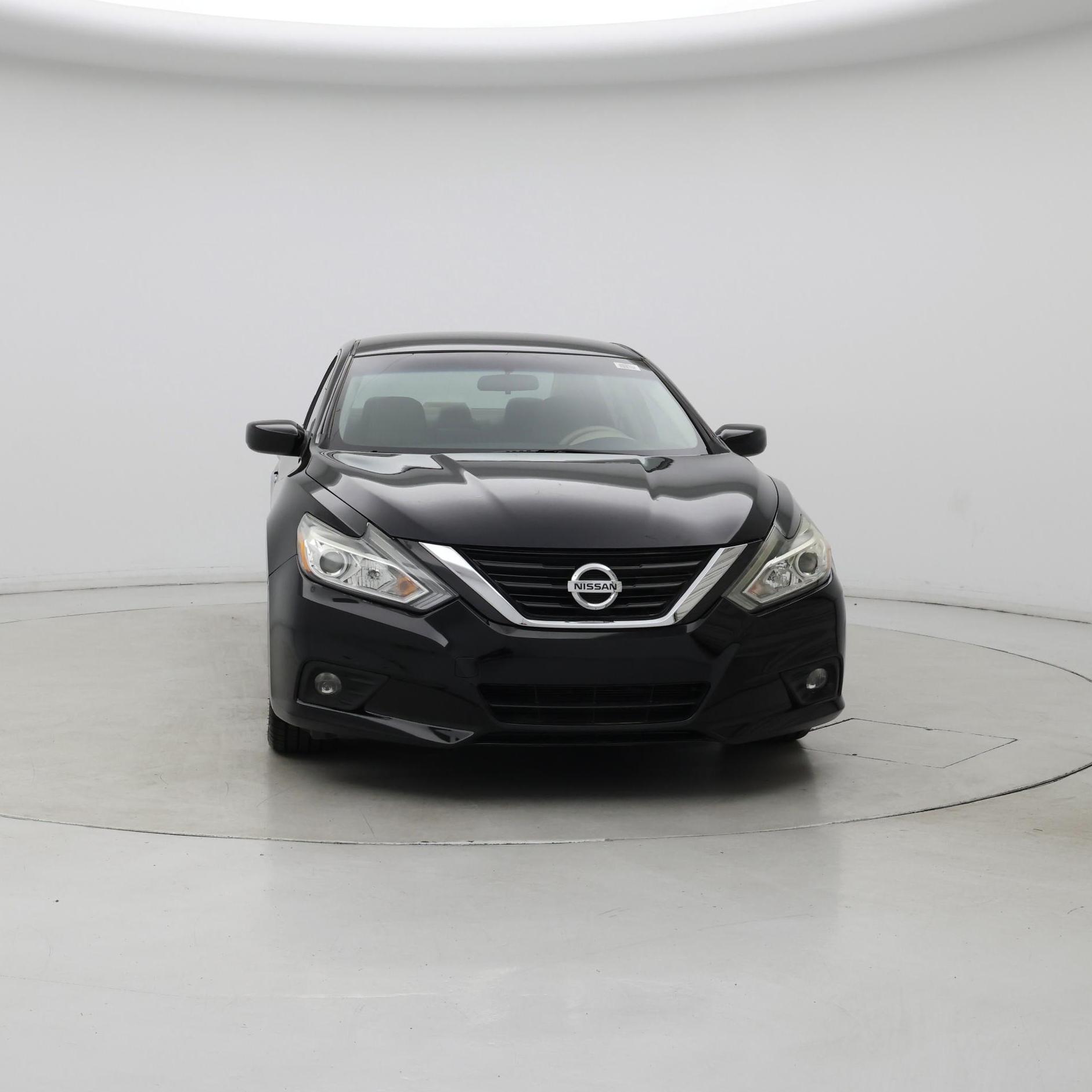 Thumbnail: 2016 Nissan Altima - 5