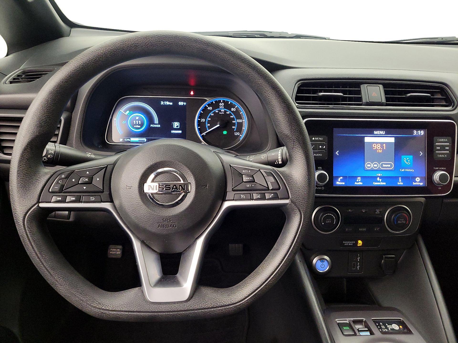 Thumbnail: 2022 Nissan Leaf - 10