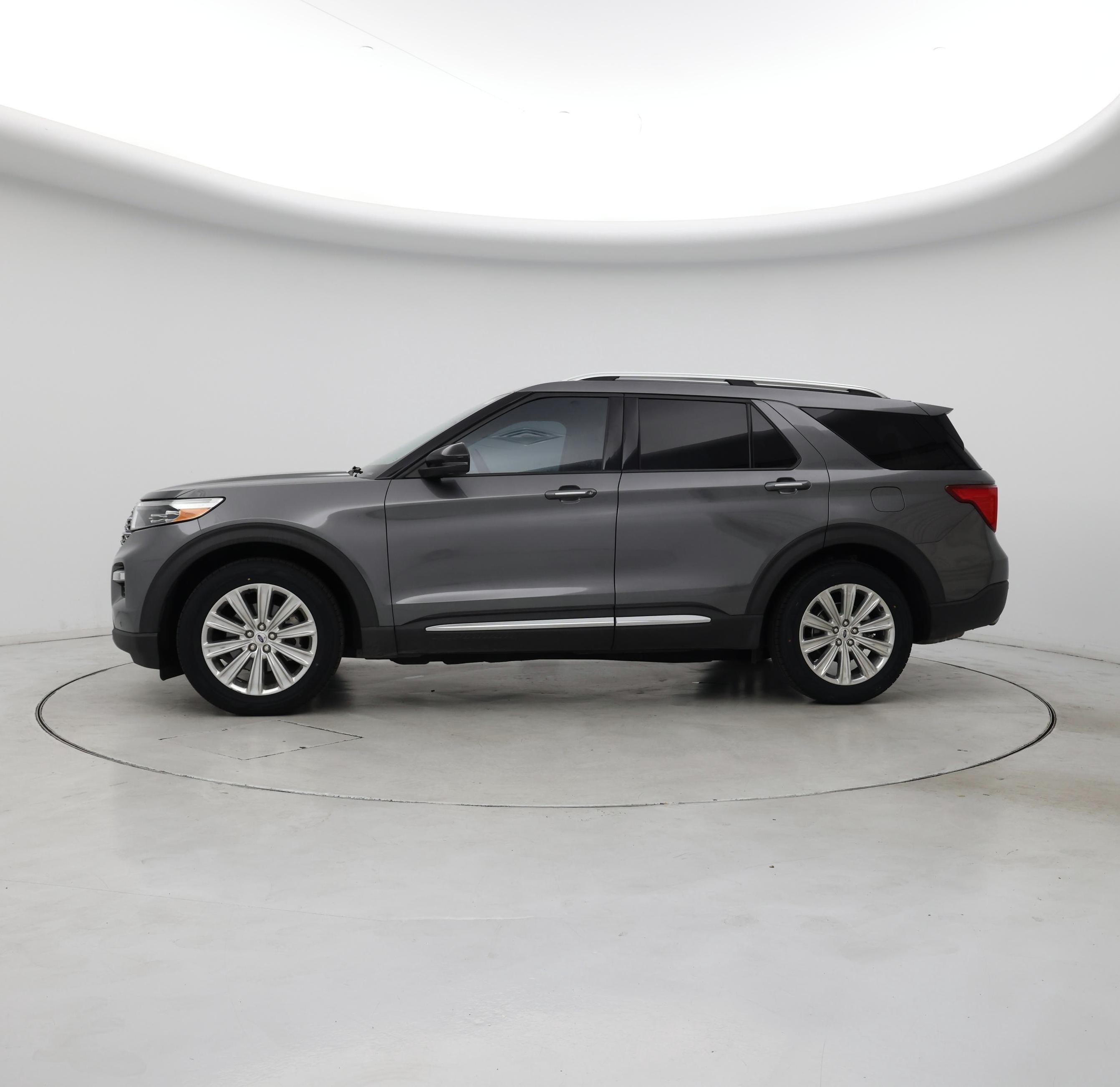 Thumbnail: 2021 Ford Explorer - 3