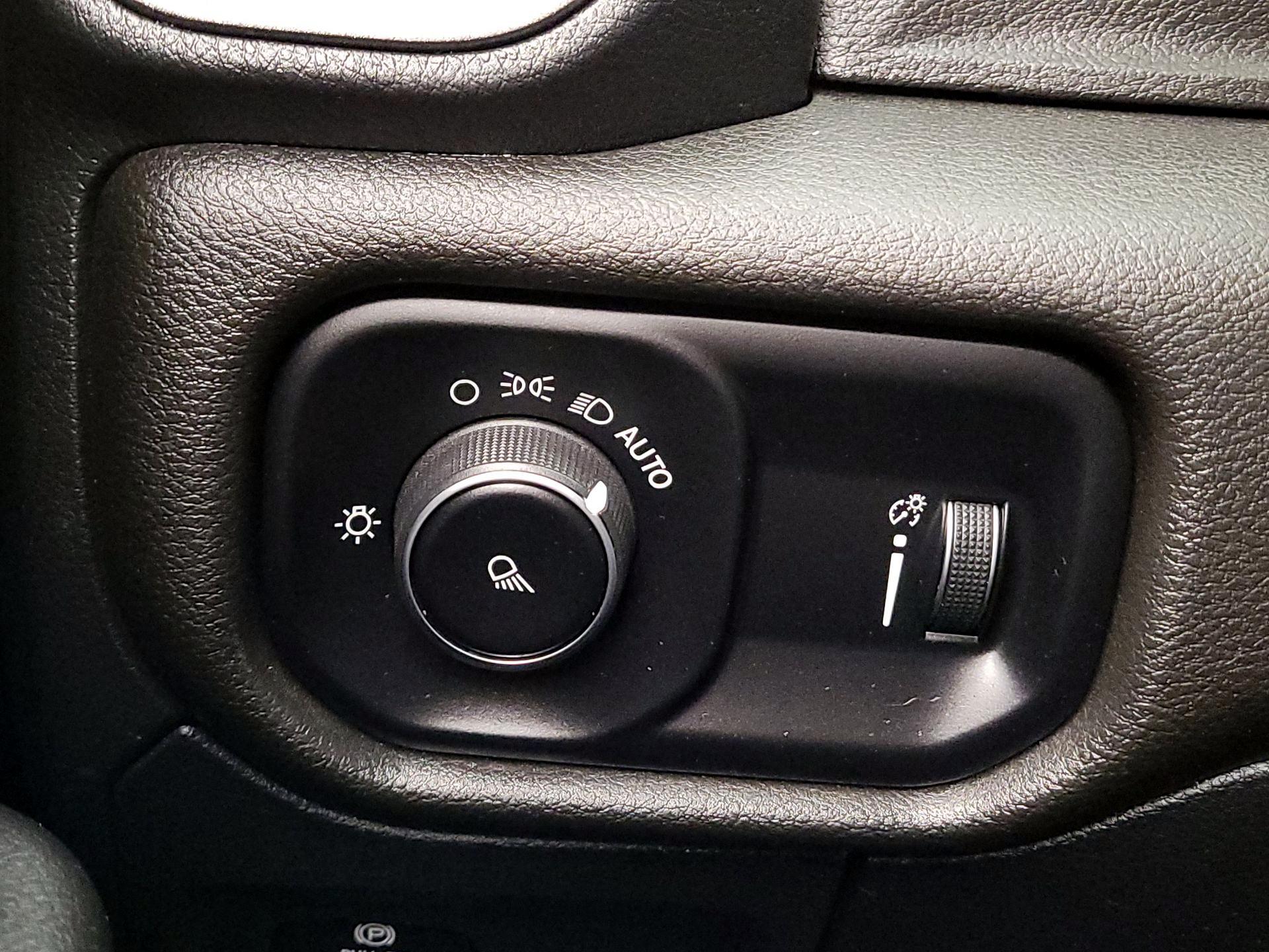 Thumbnail: 2023 RAM 1500 - 13